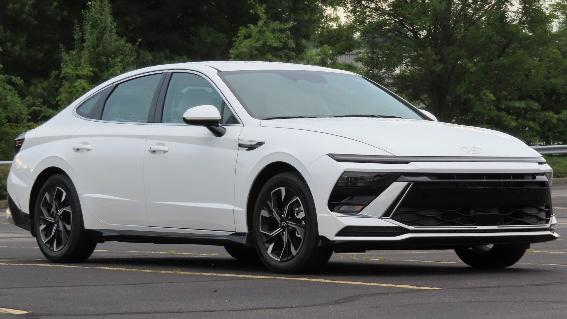 File:2024 Hyundai Sonata SEL, front right, 07-22-2024.jpg