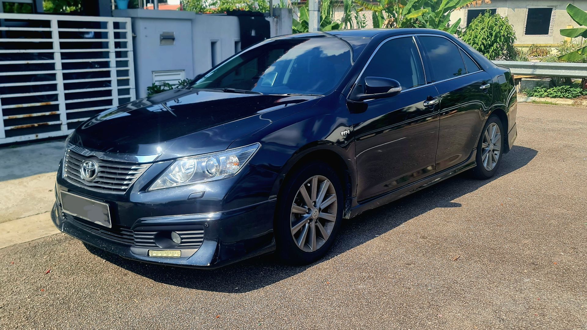 File:2018 Toyota Camry 2.jpg