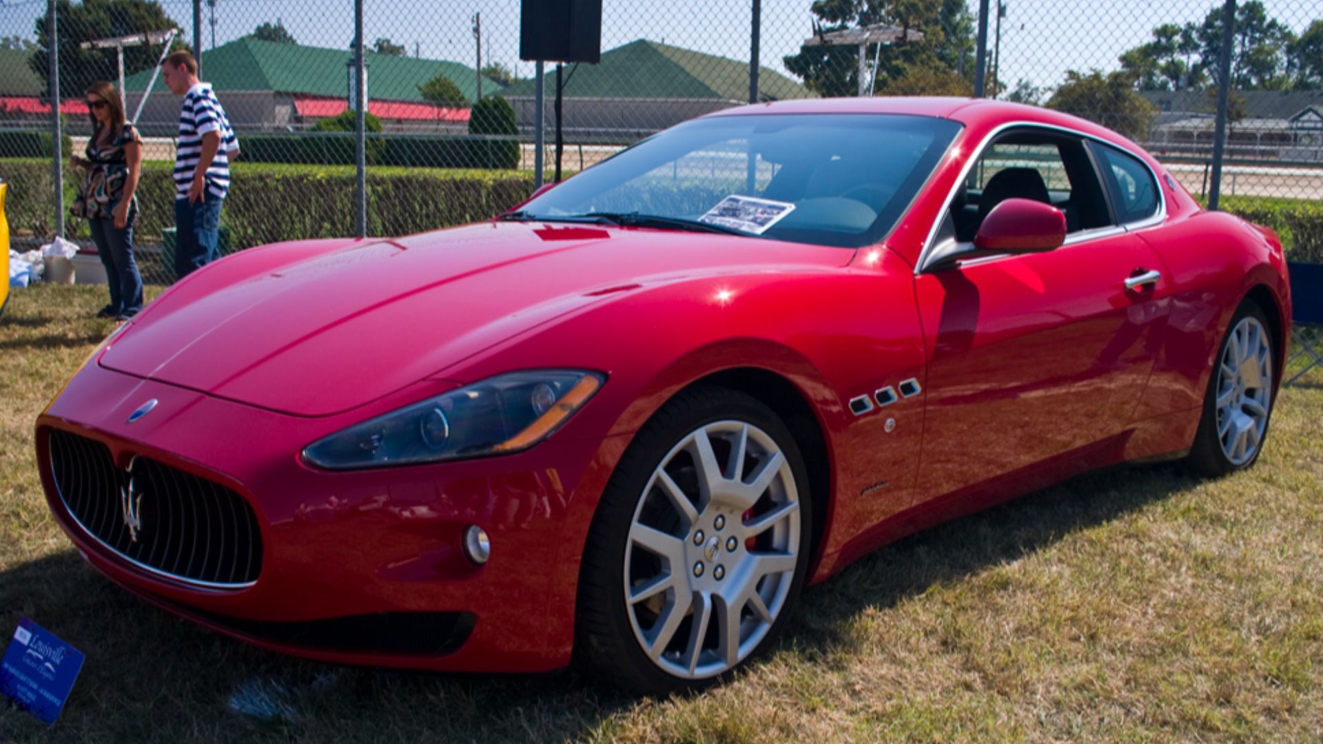 File:Maserati Gran Turismo red2.jpg