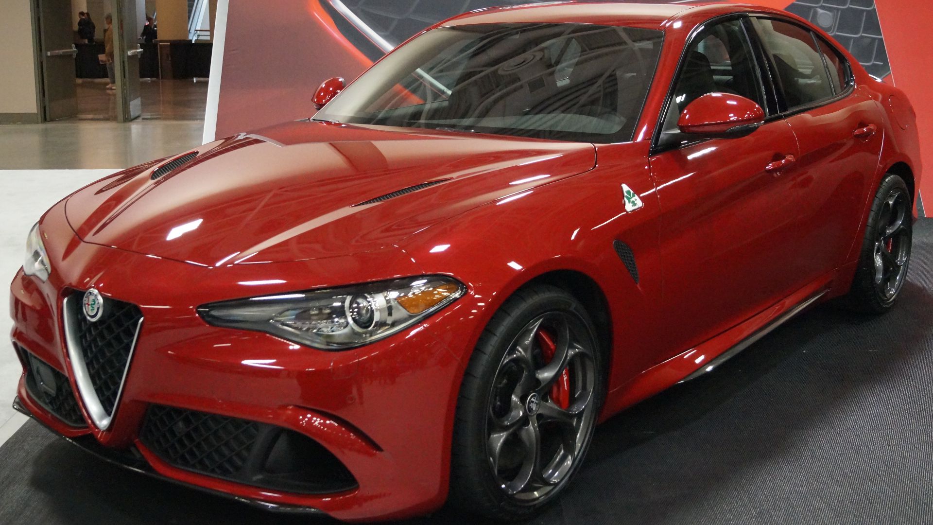 File:2017 Alfa Romeo Giulia Quadrifoglio (25716860656).jpg