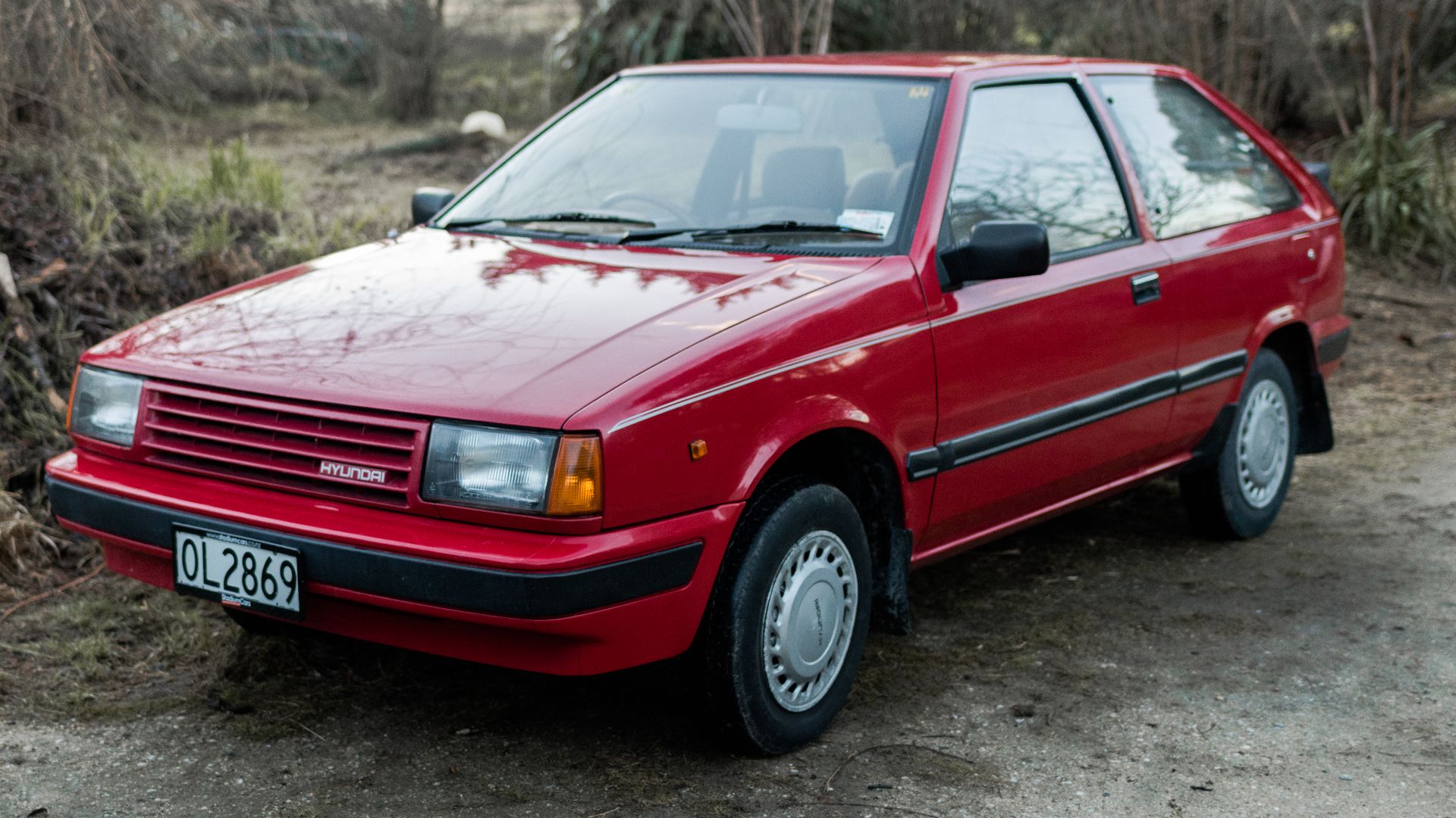 File:1989 Hyundai Excel GL Front Left.jpg