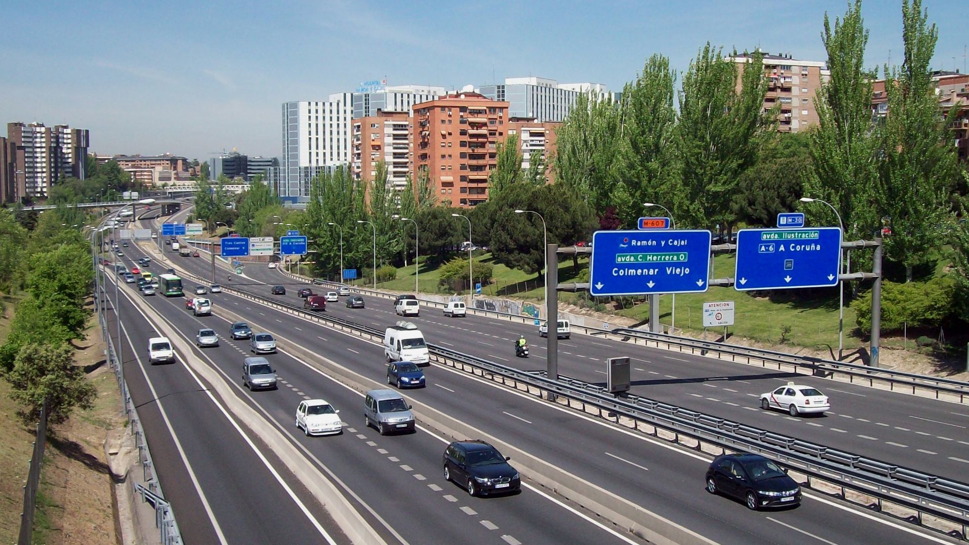 File:M-30 (Madrid, Spain) 11.jpg