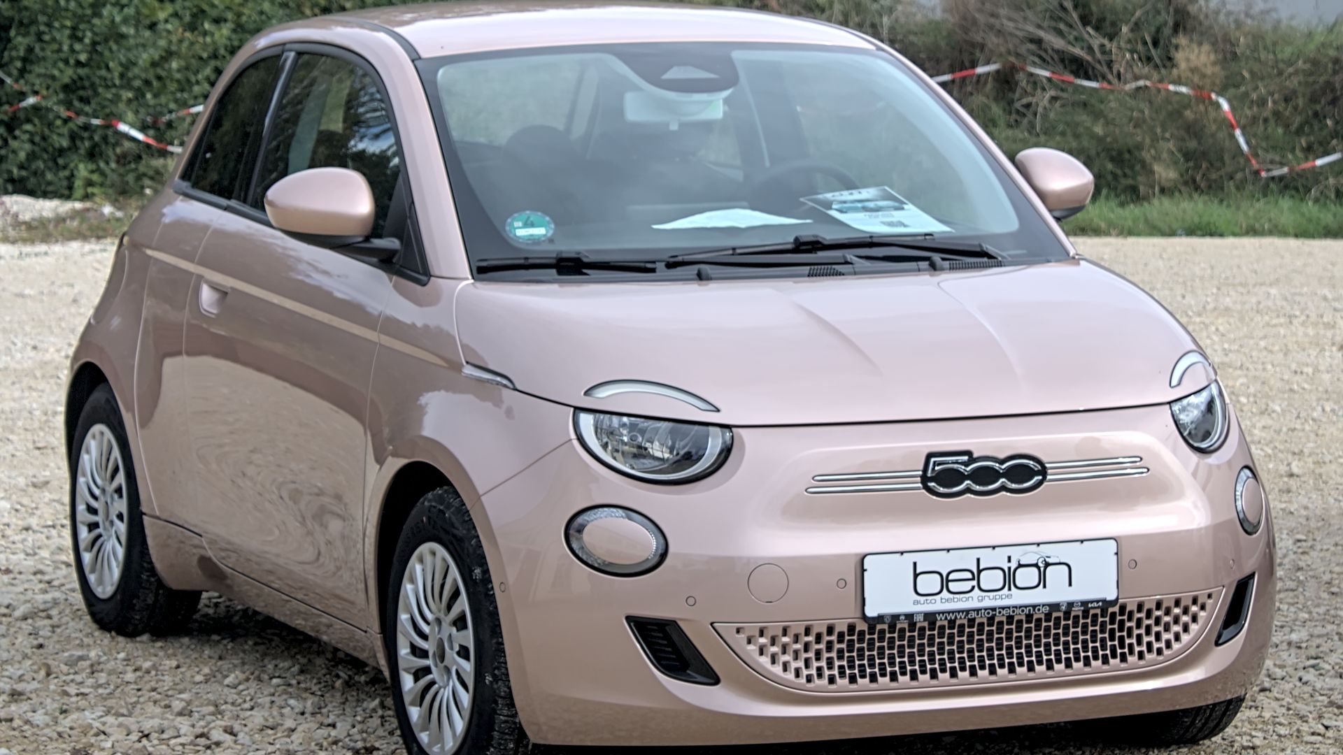 File:Fiat 500e Trepiuno Rasant Automobilmesse Metzingen 2024 IMG 2198.jpg