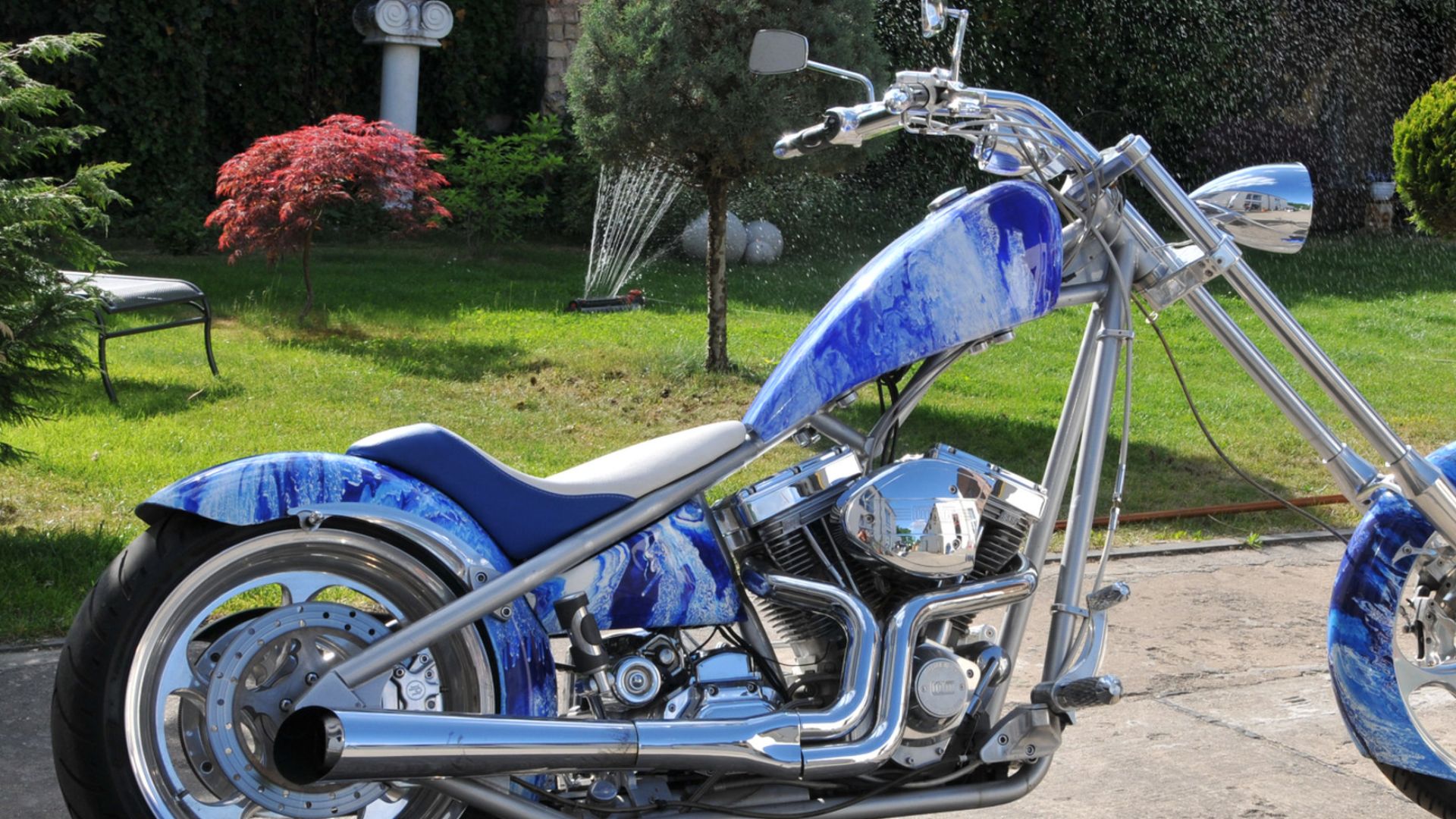 File:Big-Dog-Ridgeback-Chopper abstrakt.jpg