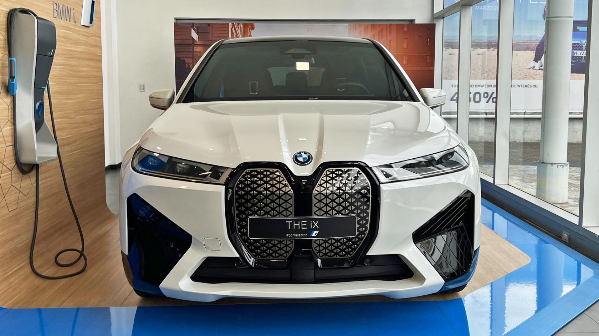 File:BMW iX Sport CRI 04 2022 5607.jpg