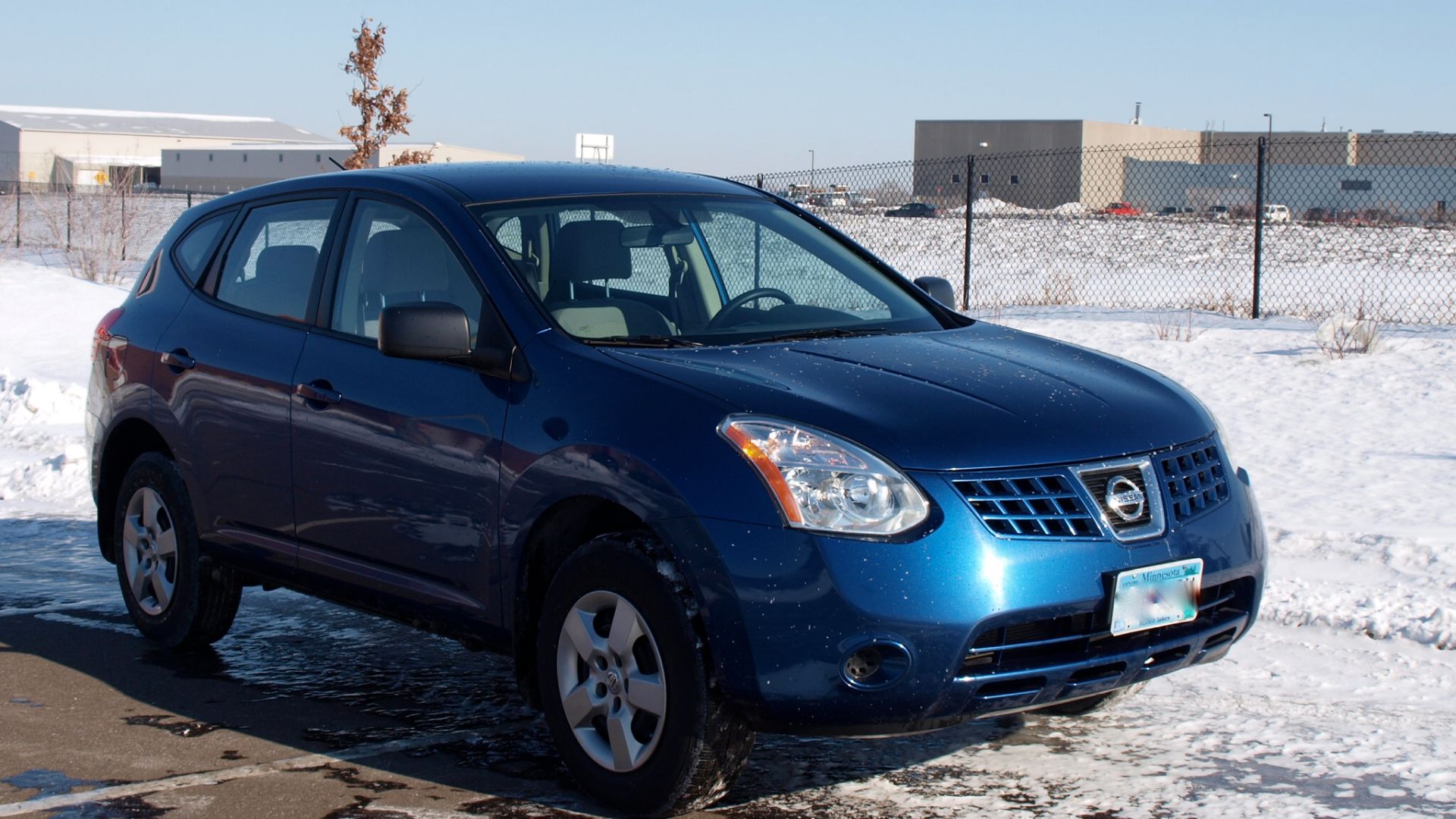 File:Nissan Rogue 01.jpg