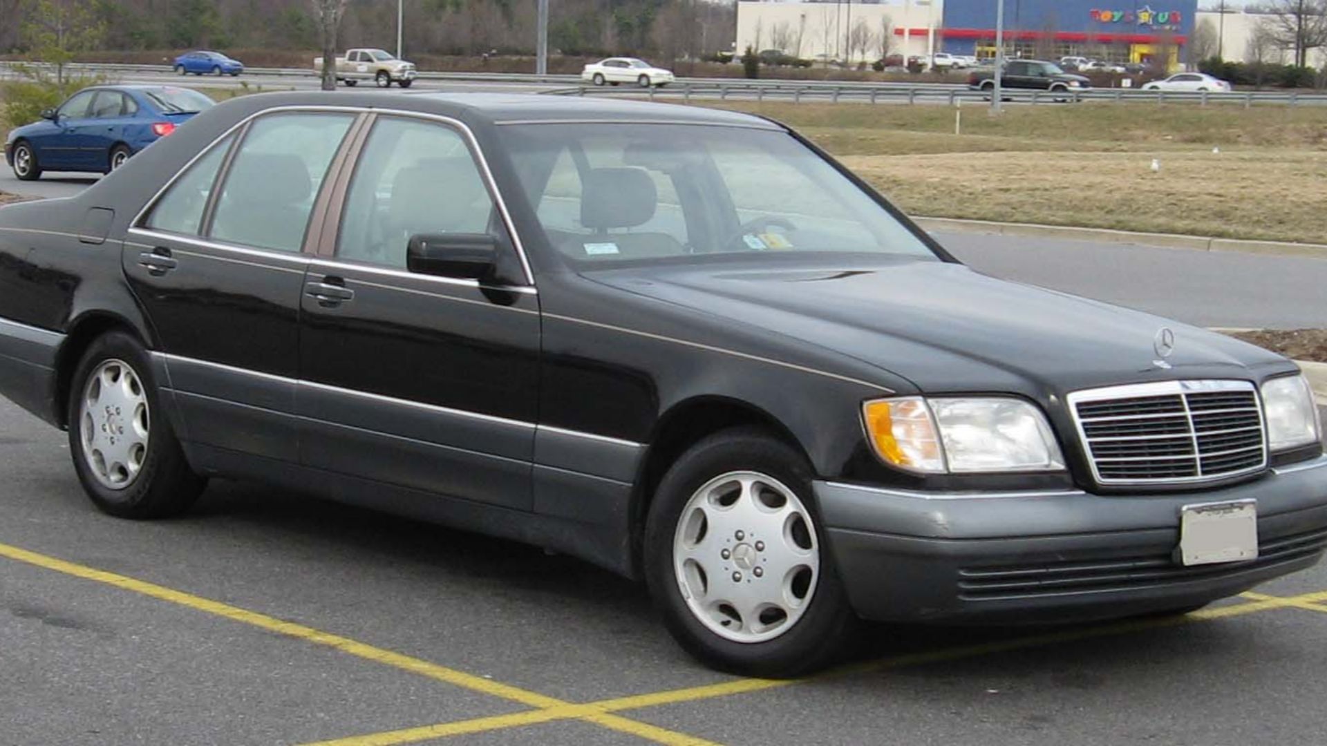 File:Mercedes-Benz S-Class W140.jpg