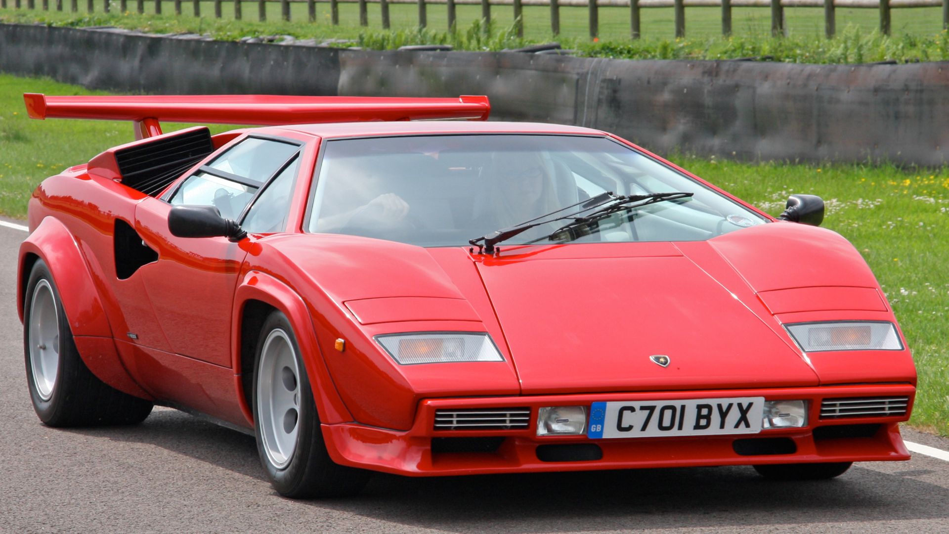 File:Lamborghini Countach - Flickr - exfordy (2).jpg