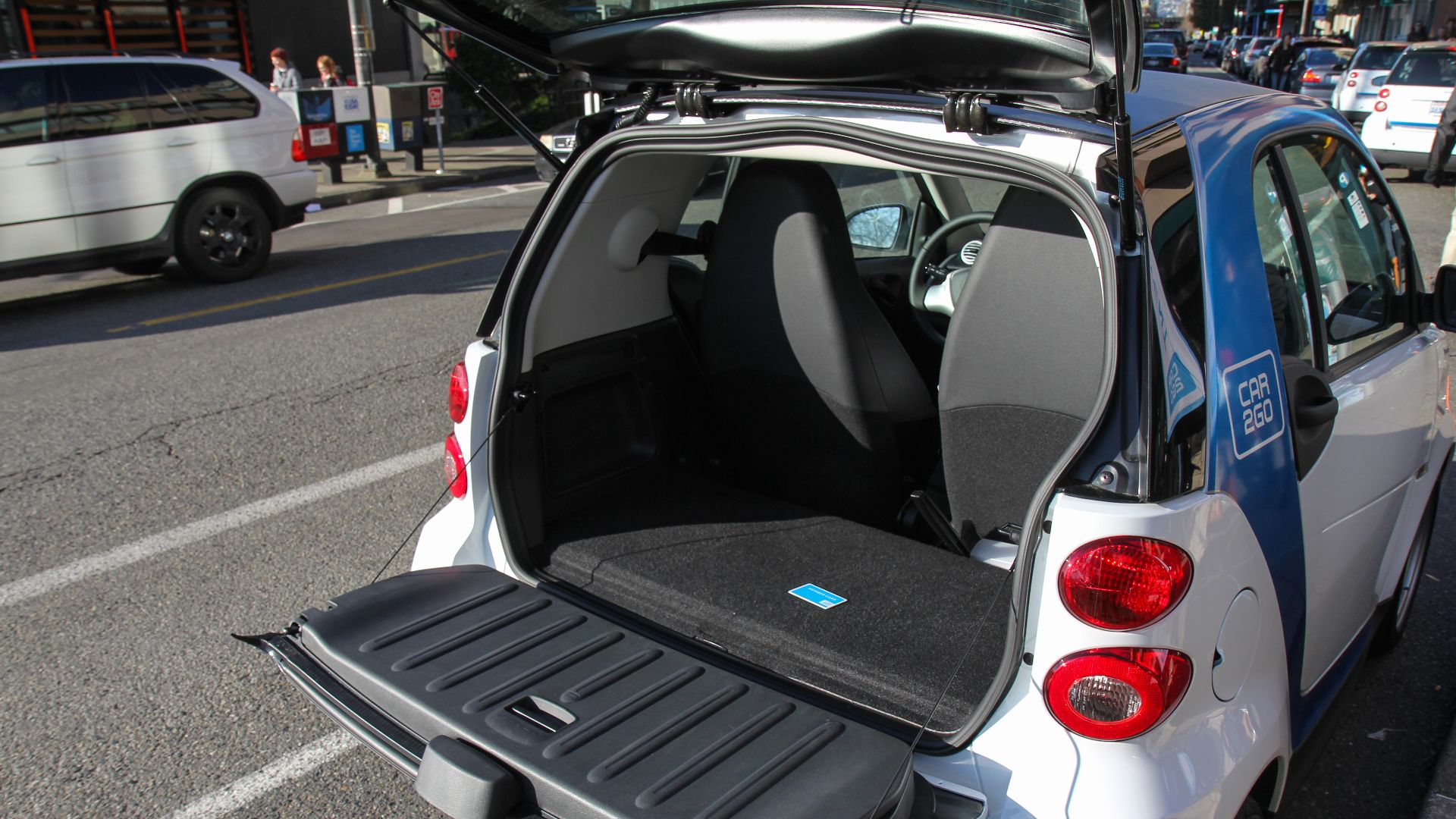 File:Car2Go Smart Car Trunk (8376082216).jpg