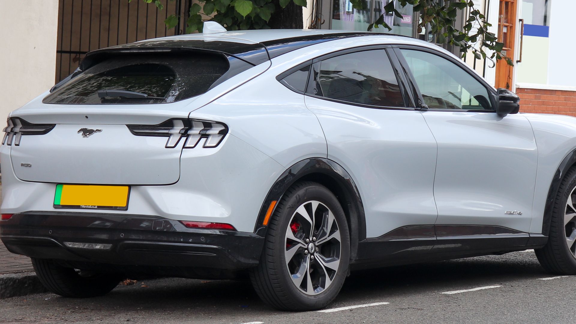 File:2021 Ford Mustang Mach-E Standard Range Rear.jpg
