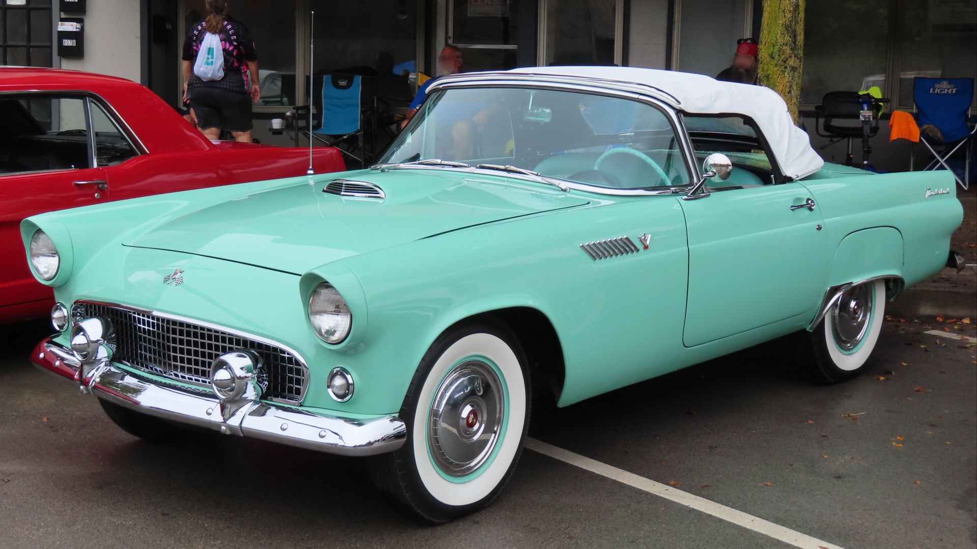 File:1955 Ford Thunderbird, front left, 09-09-2023.jpg