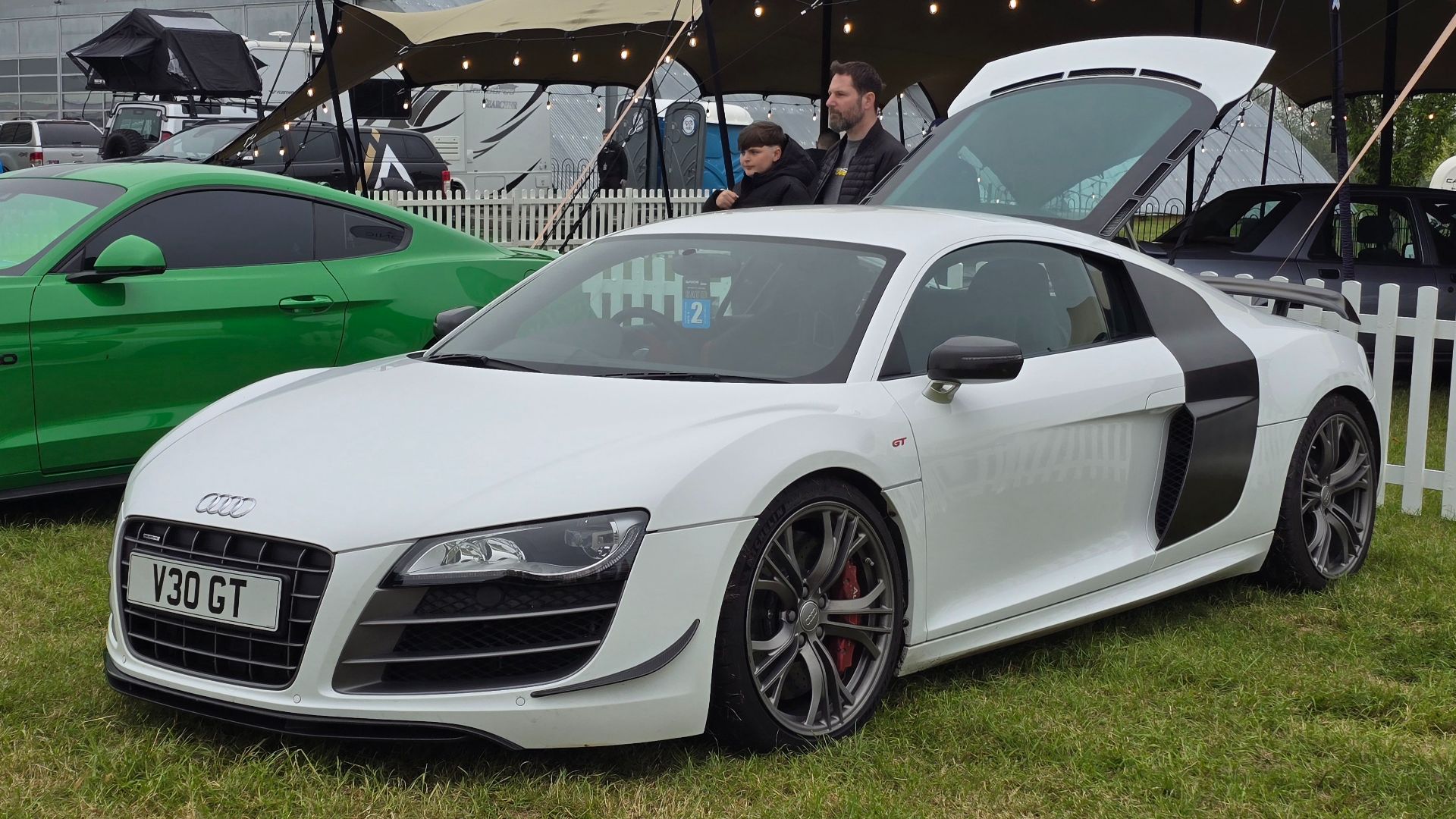 File:2011 Audi R8 GT.jpg