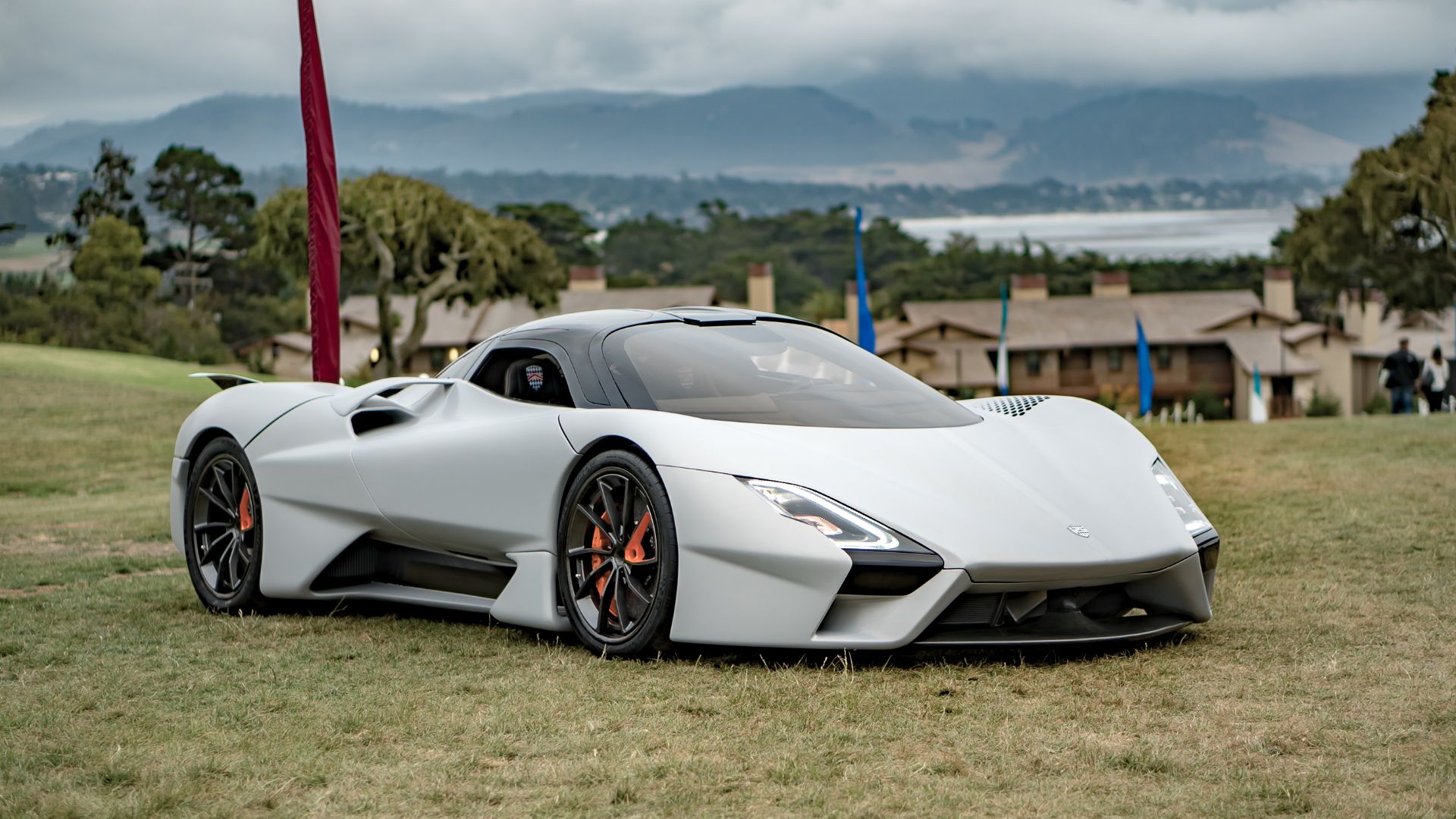 File:2019 SSC Tuatara at Pebble Beach Press Conference.jpg