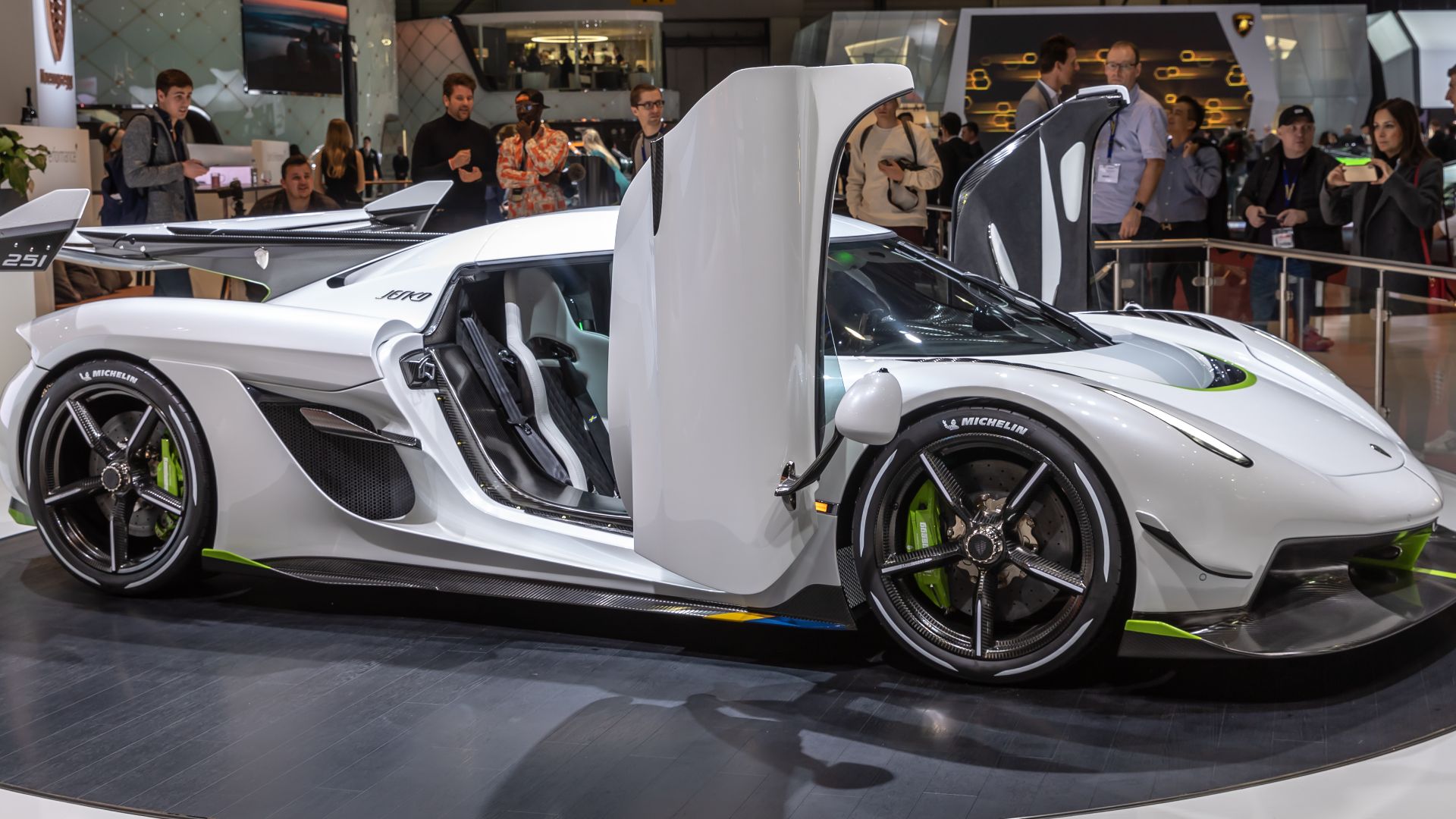 File:Koenigsegg Jesko, GIMS 2019, Le Grand-Saconnex (GIMS1045).jpg