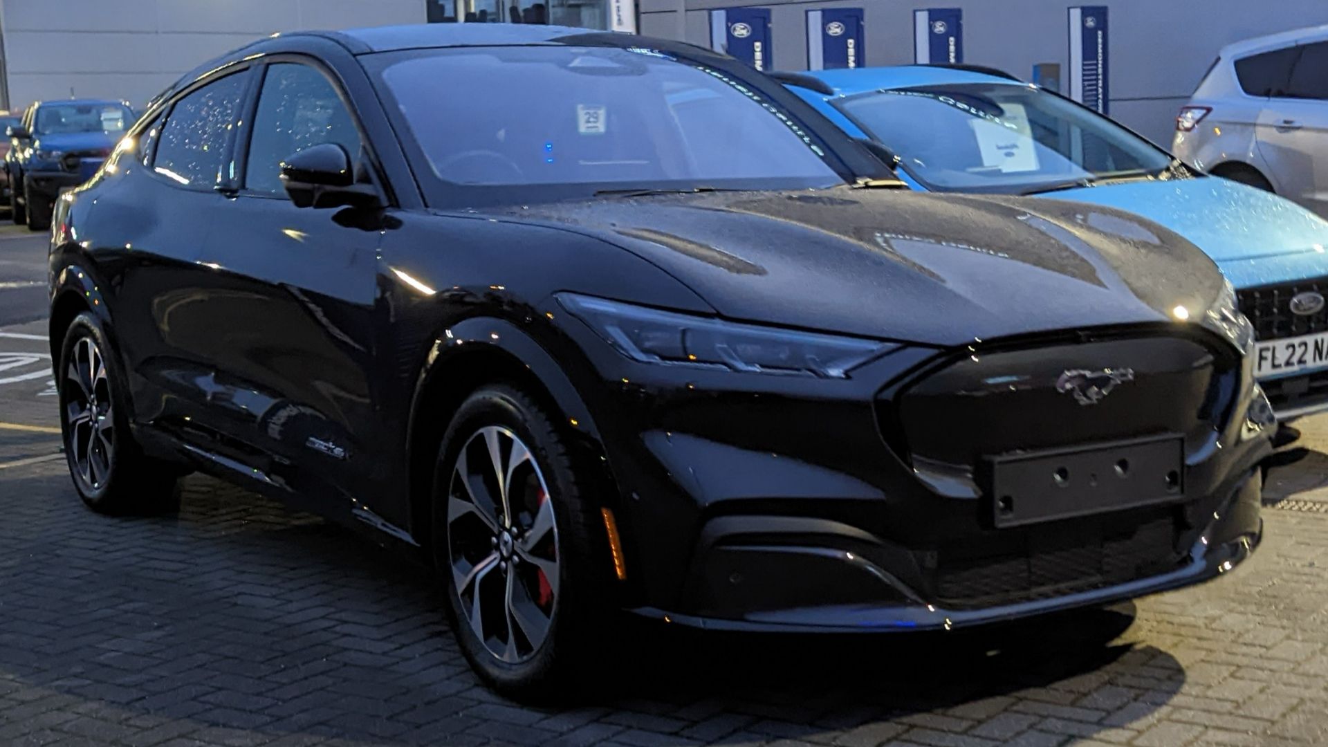 File:2022 Ford Mustang Mach-E.jpg