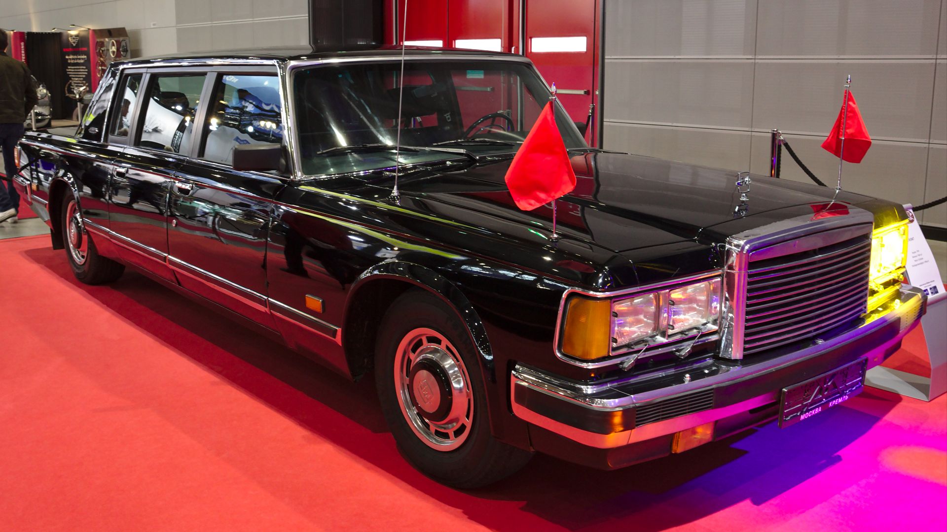 File:ZIL 41047 (1990) 1X7A8072.jpg