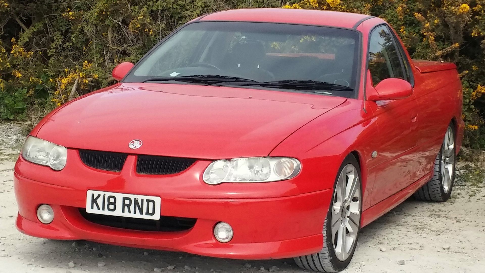 File:Holden Commodore Ute (2001) (33189856734).jpg