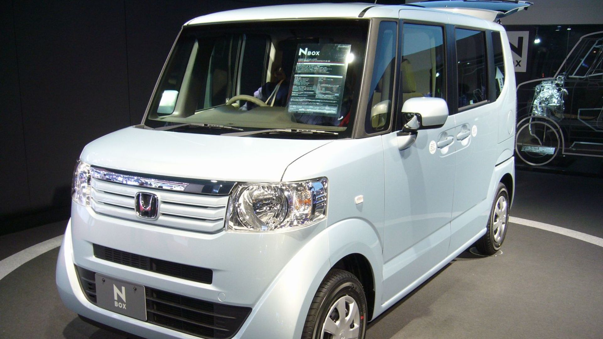 File:HONDA N BOX JF1 01.jpg