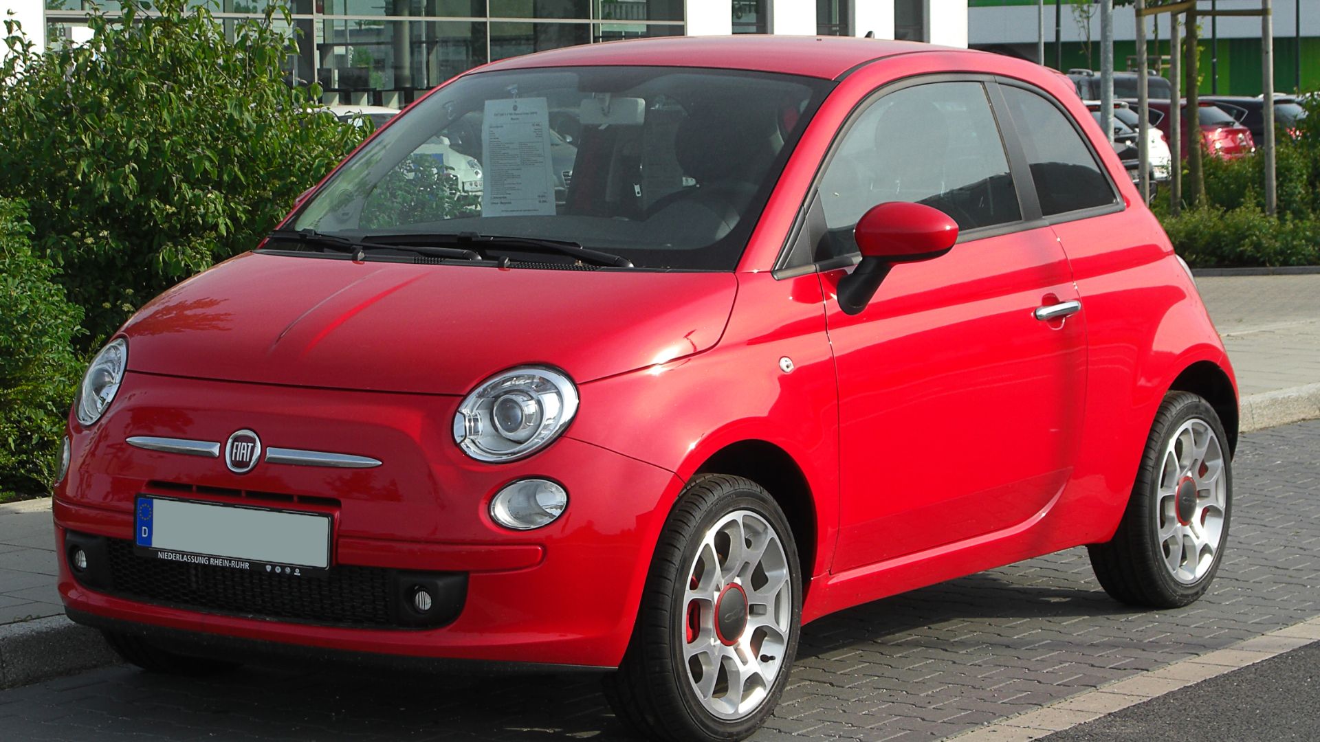 File:Fiat 500 1.4 16V Rosso Corsa – Frontansicht, 7. Mai 2011, Düsseldorf.jpg