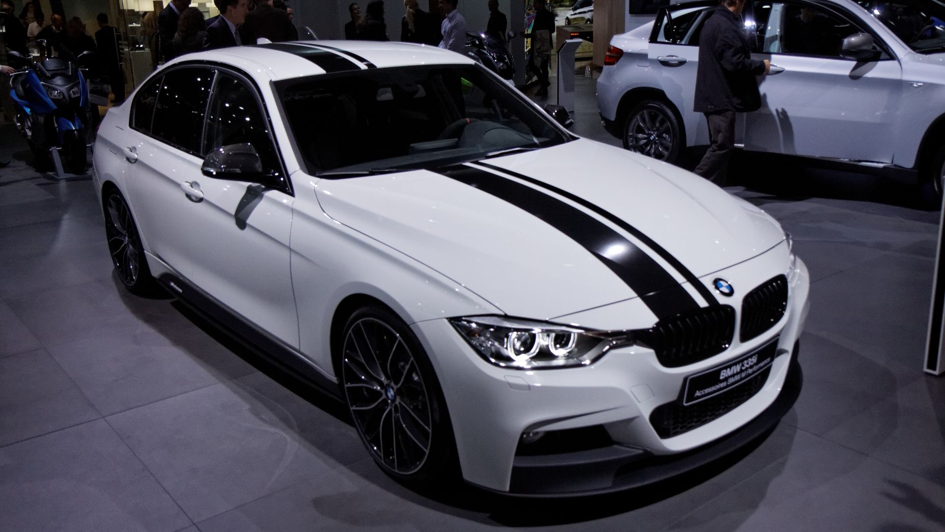File:BMW 335i - Mondial de l'Automobile de Paris 2012 - 001.jpg
