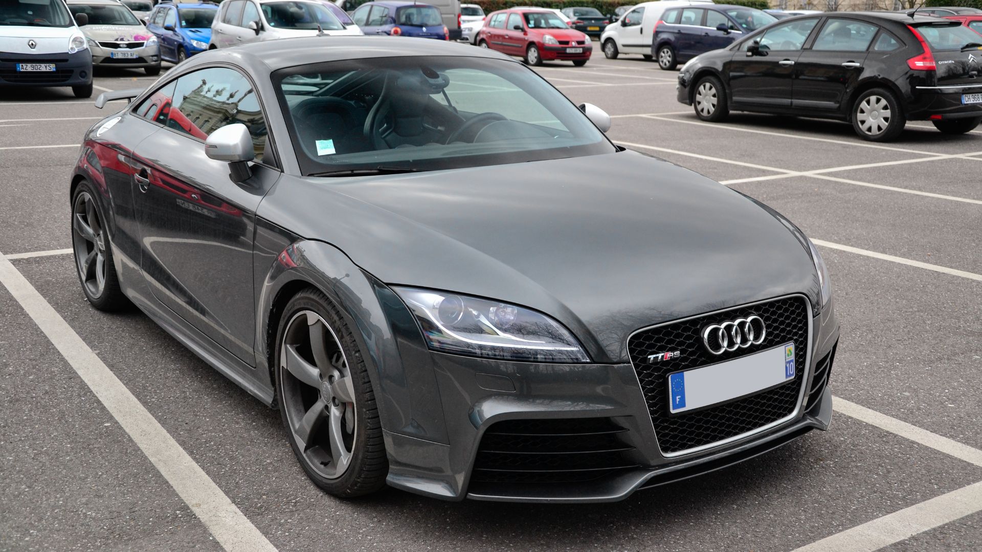 File:Audi TT RS (8589335617).jpg