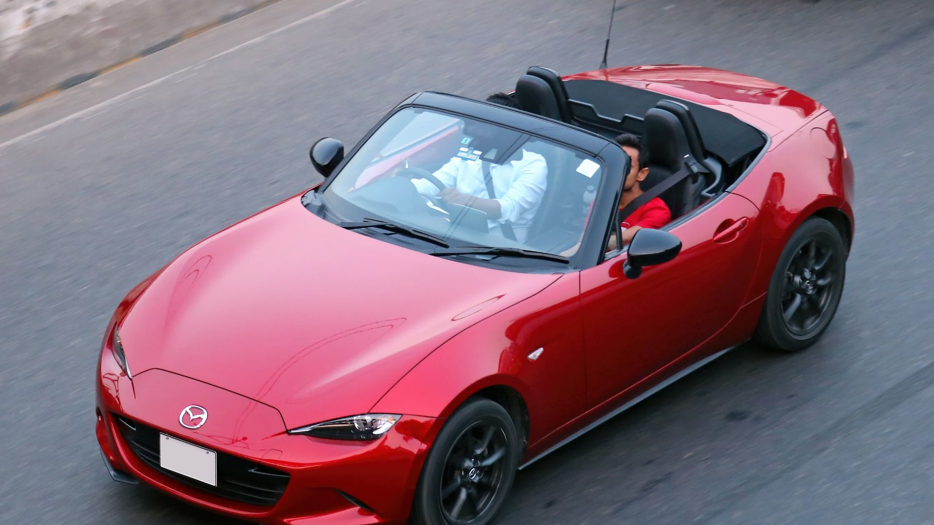 File:Mazda MX-5 Miata, Bangladesh. (45867643872).jpg