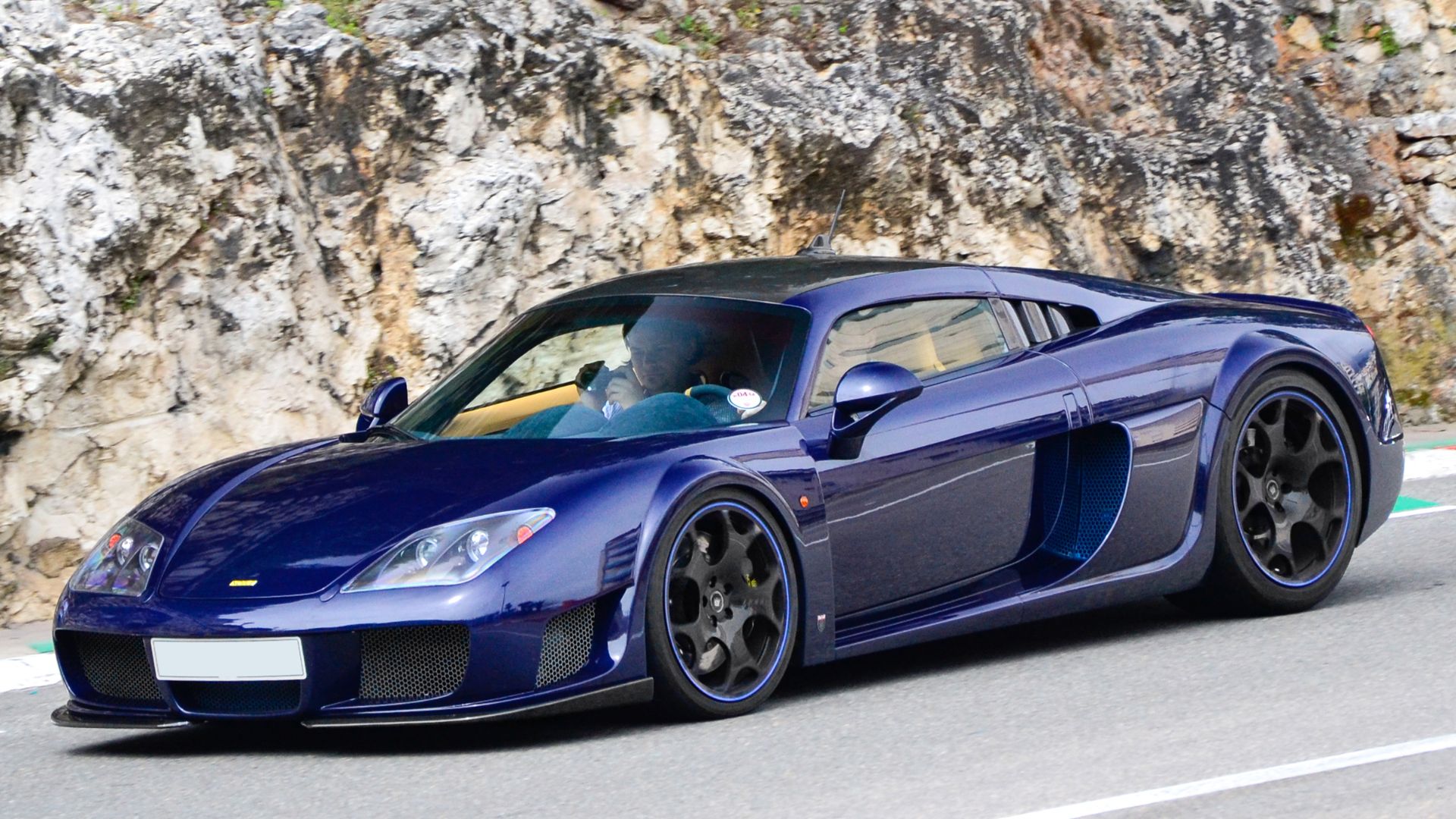 File:Noble M600 Carbon Sport (8727178385).jpg