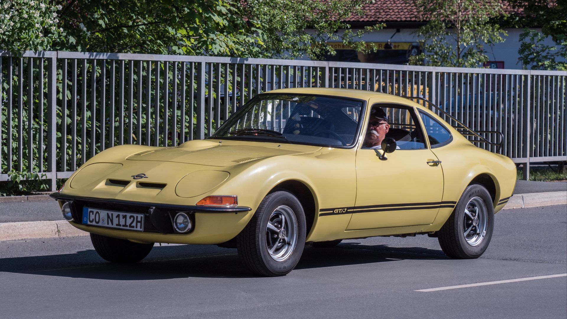 File:Opel GT 17RM0442.jpg