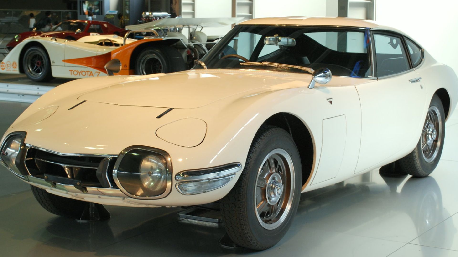 File:1967 Toyota 2000GT 01.jpg