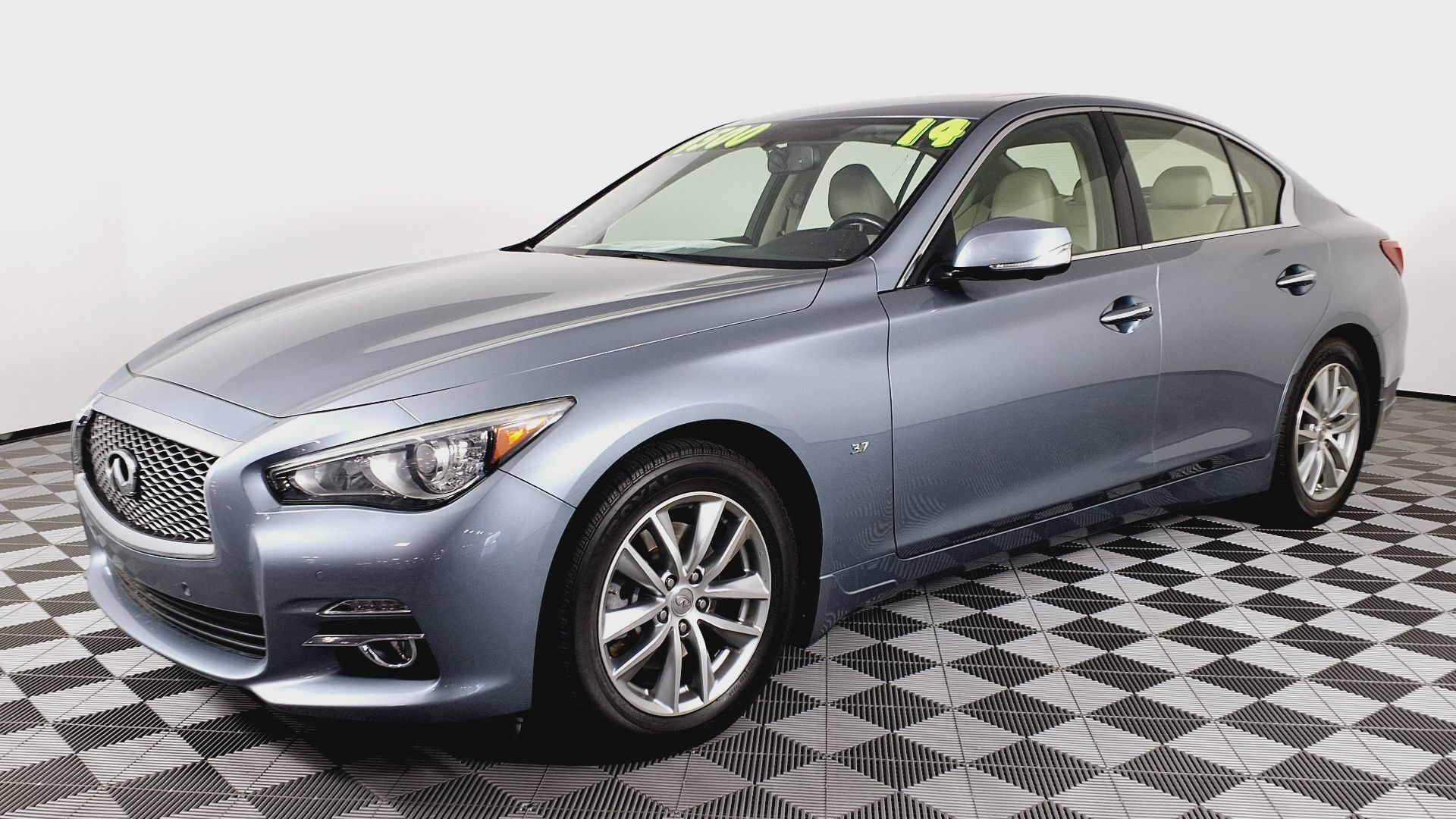 File:14 Infiniti Q50 Premium.jpg