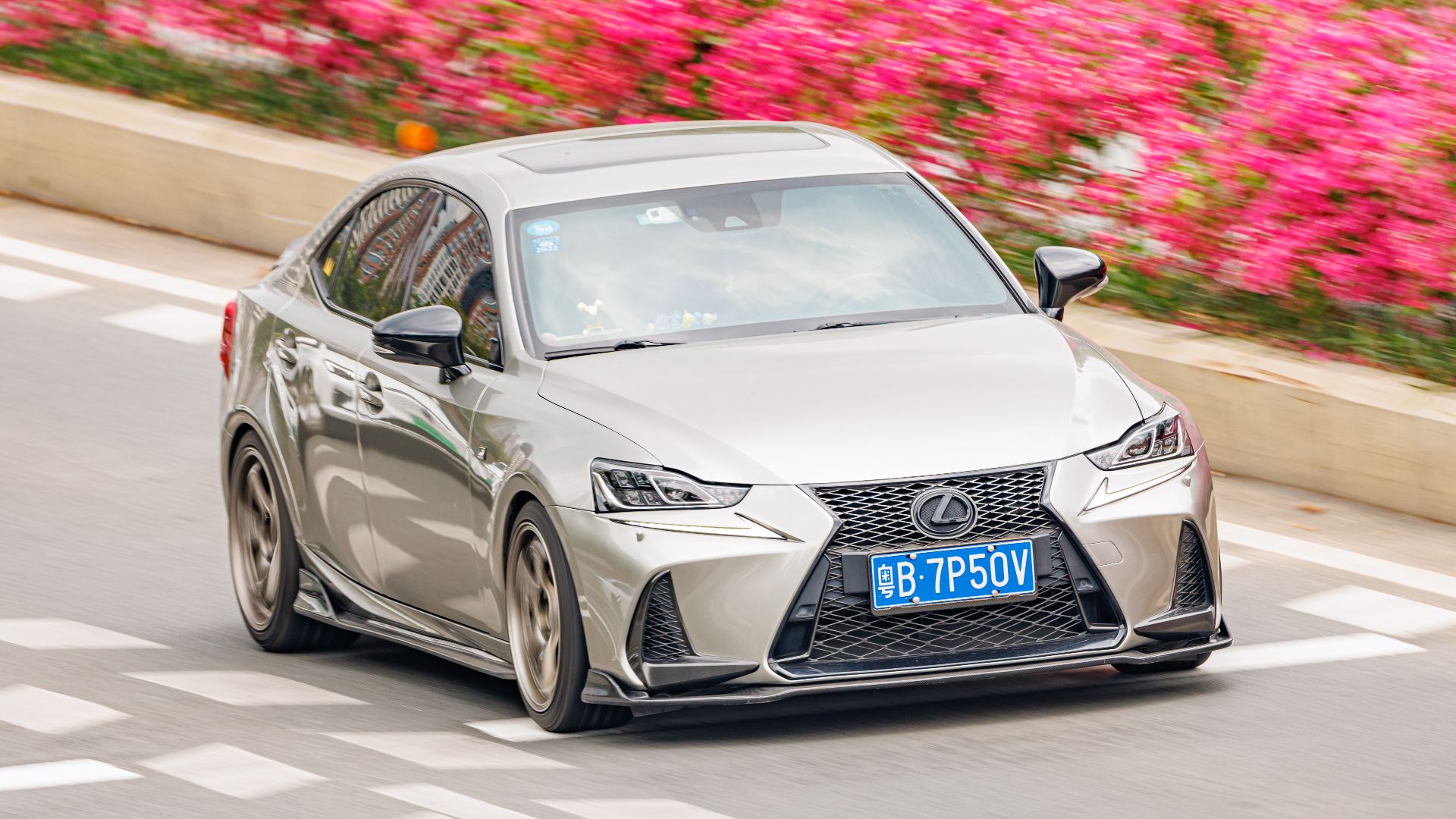 File:LEXUS IS 300 F SPORT (XE30) China.jpg