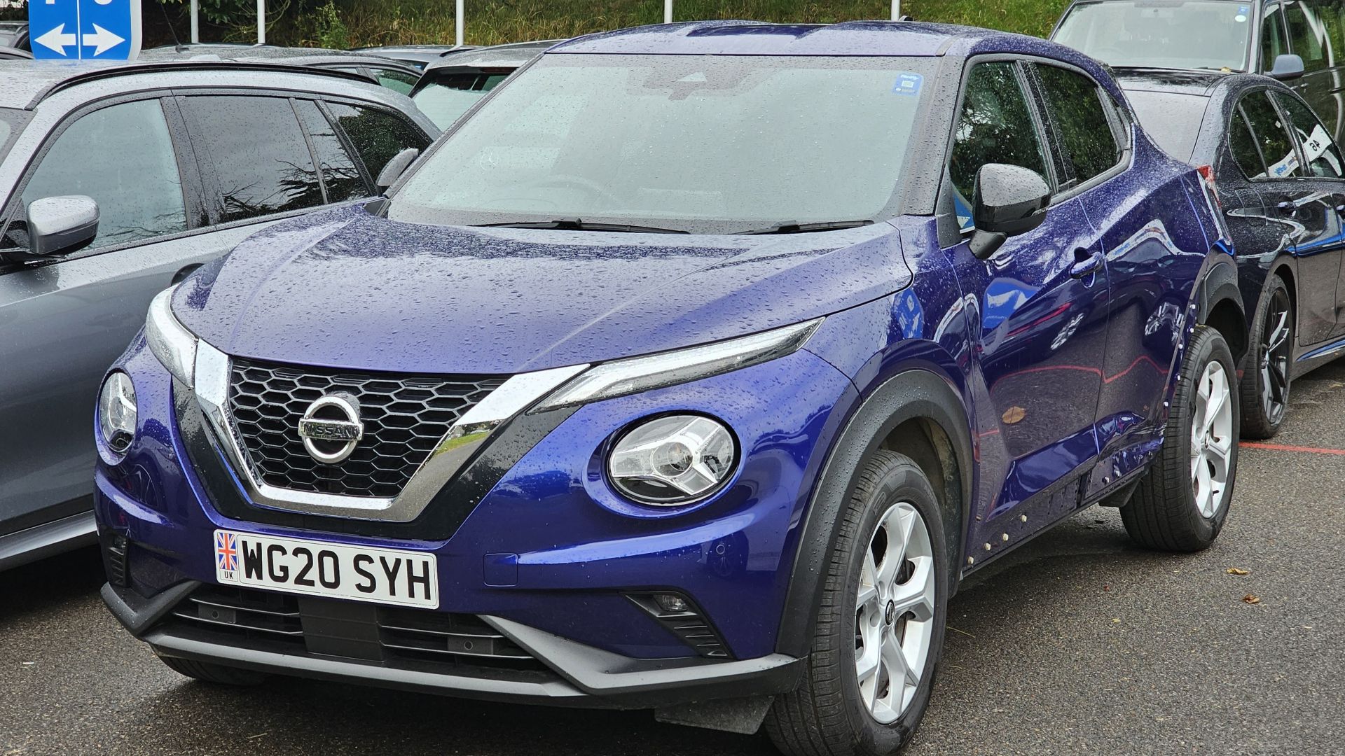 File:Nissan Juke F16 Ink Blue (1).jpg