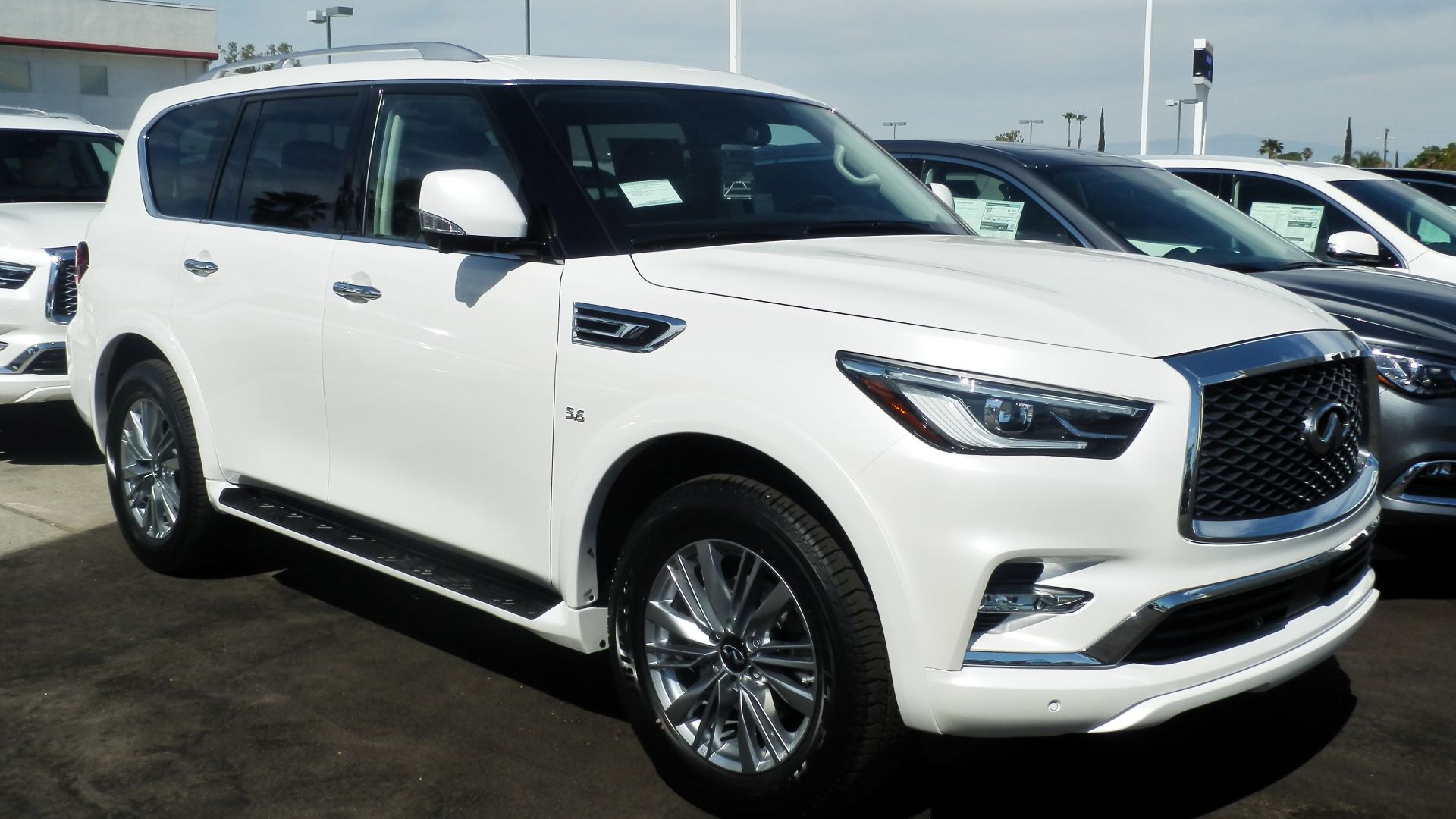 File:Infiniti QX80 IV P4250837.jpg