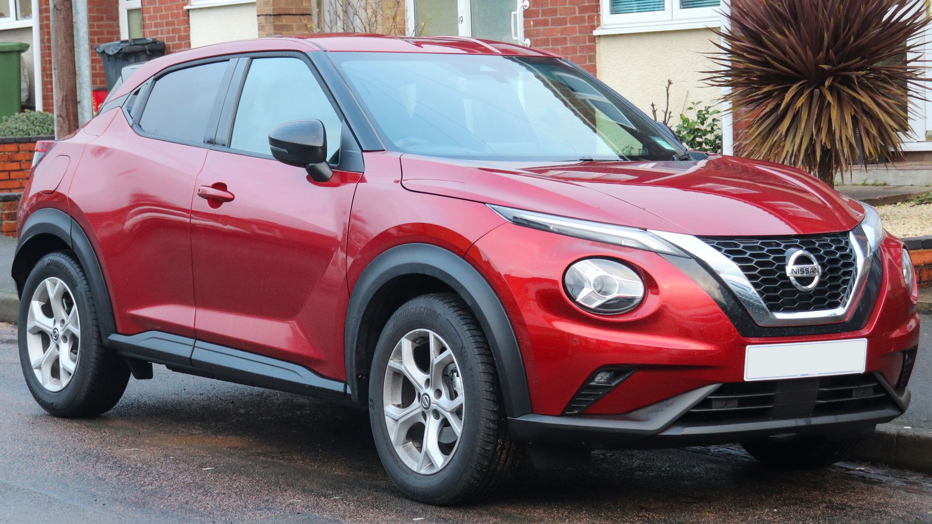 File:2020 Nissan Juke N-Connecta DiG-T S-A 1.0 Front.jpg