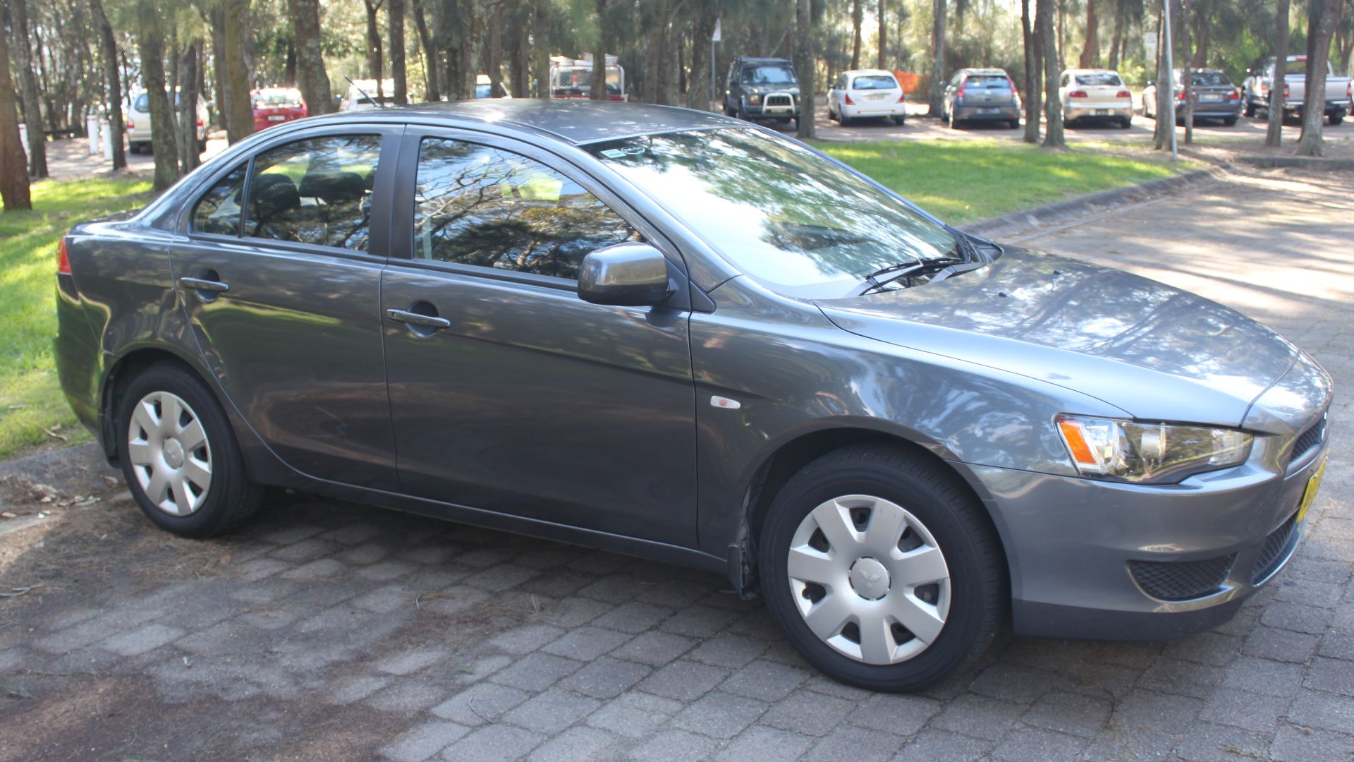 File:2008 Mitsubishi Lancer (CJ MY08) ES sedan (15890870690).jpg