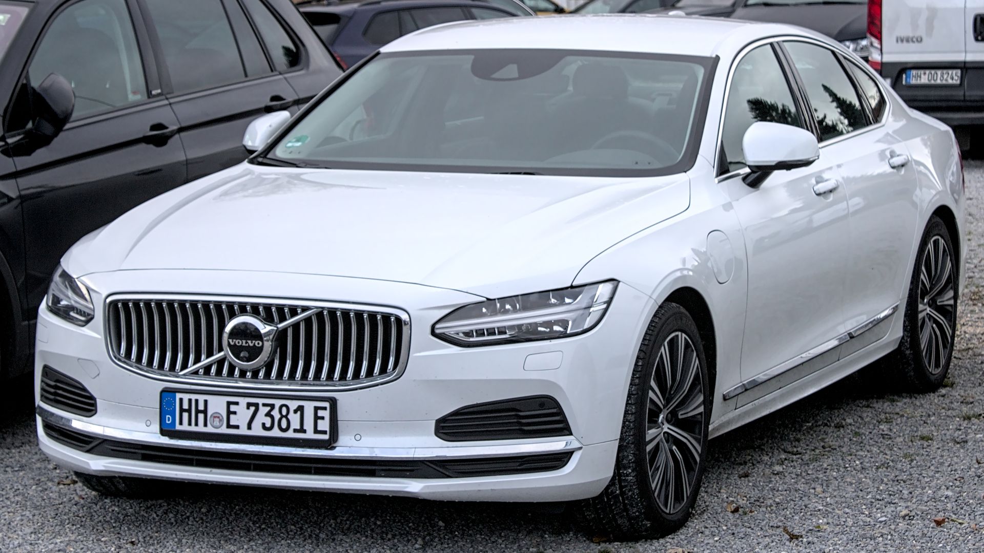 File:Volvo S90 T8 (SPA) Facelift IMG 5692.jpg