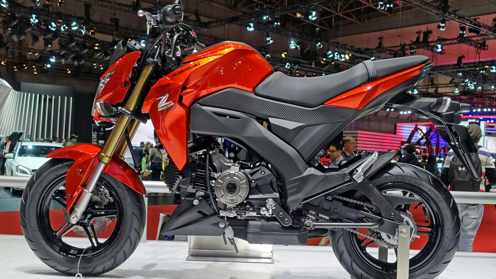 File:Kawasaki Z125 PRO at the Tokyo Motor Show 2015-1.jpg