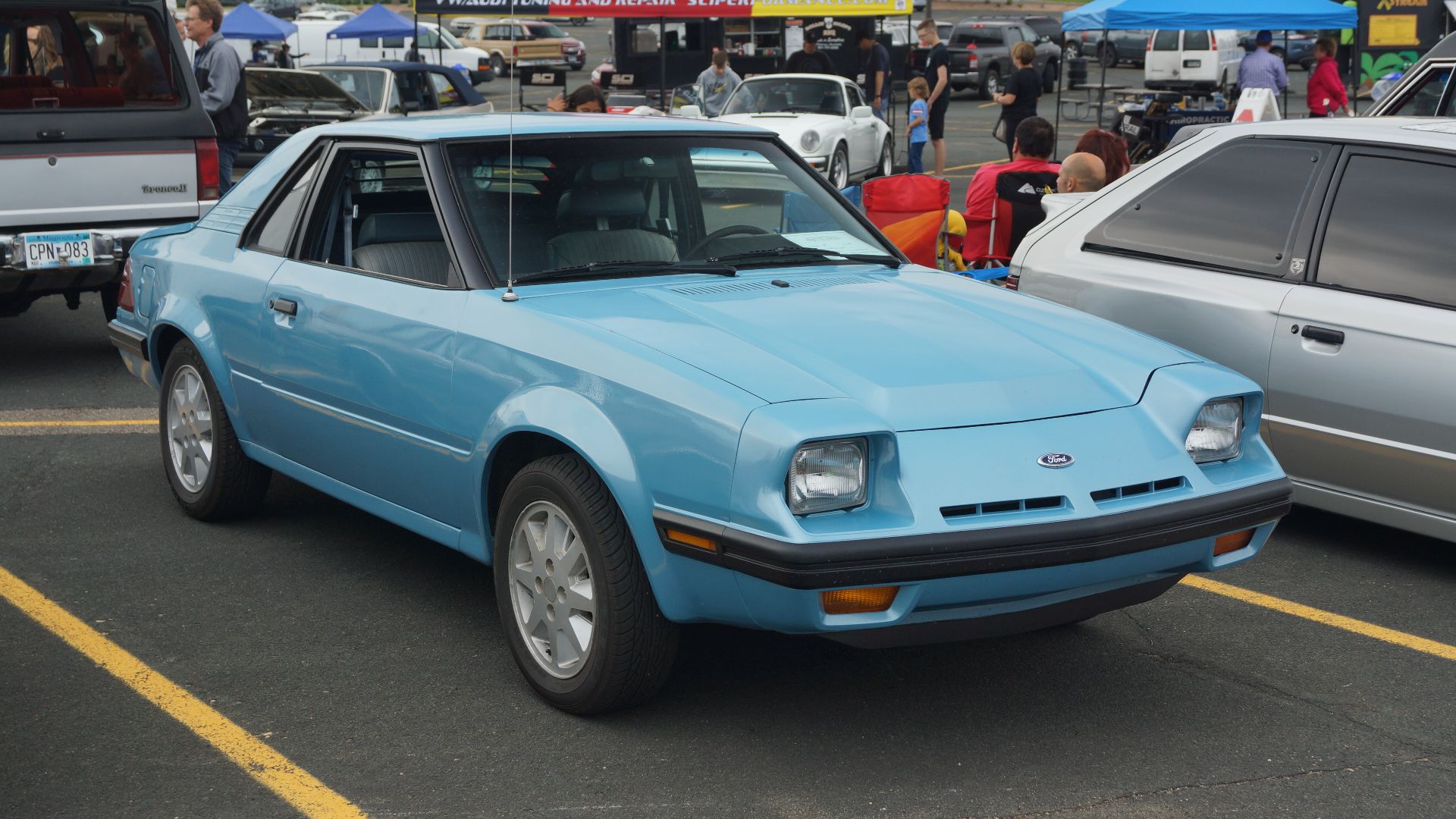File:1982 Ford EXP front.jpg
