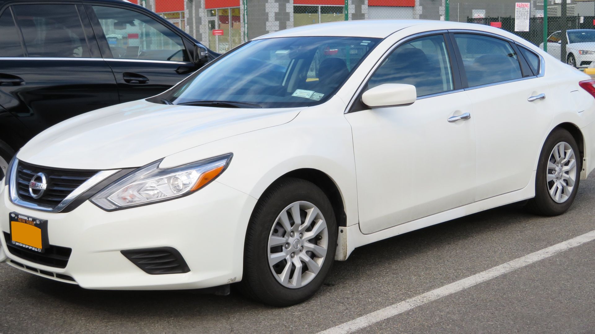 File:2017 Nissan Altima front 3.17.18.jpg
