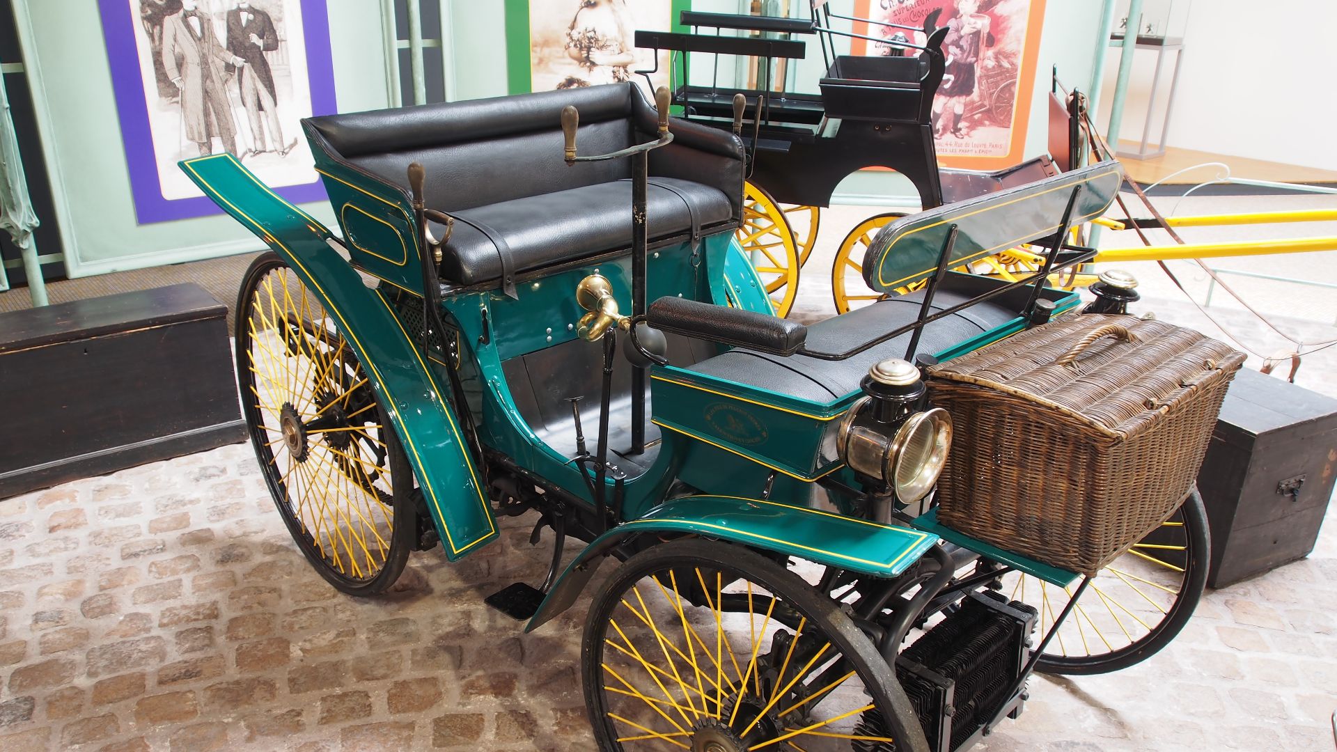 File:1891 Peugeot Type 3 Vis à Vis photo 3.JPG