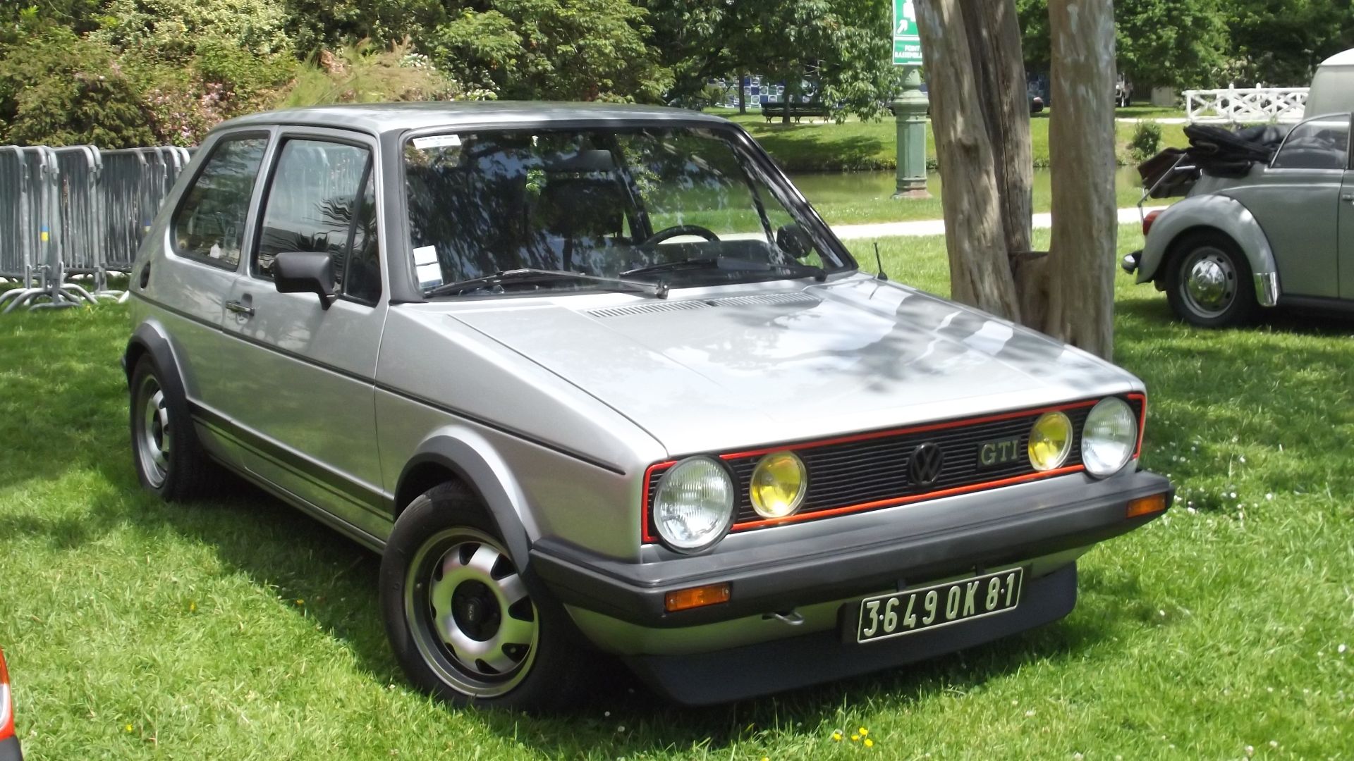 File:Volkswagen Golf GTI, Pau 2015.jpg