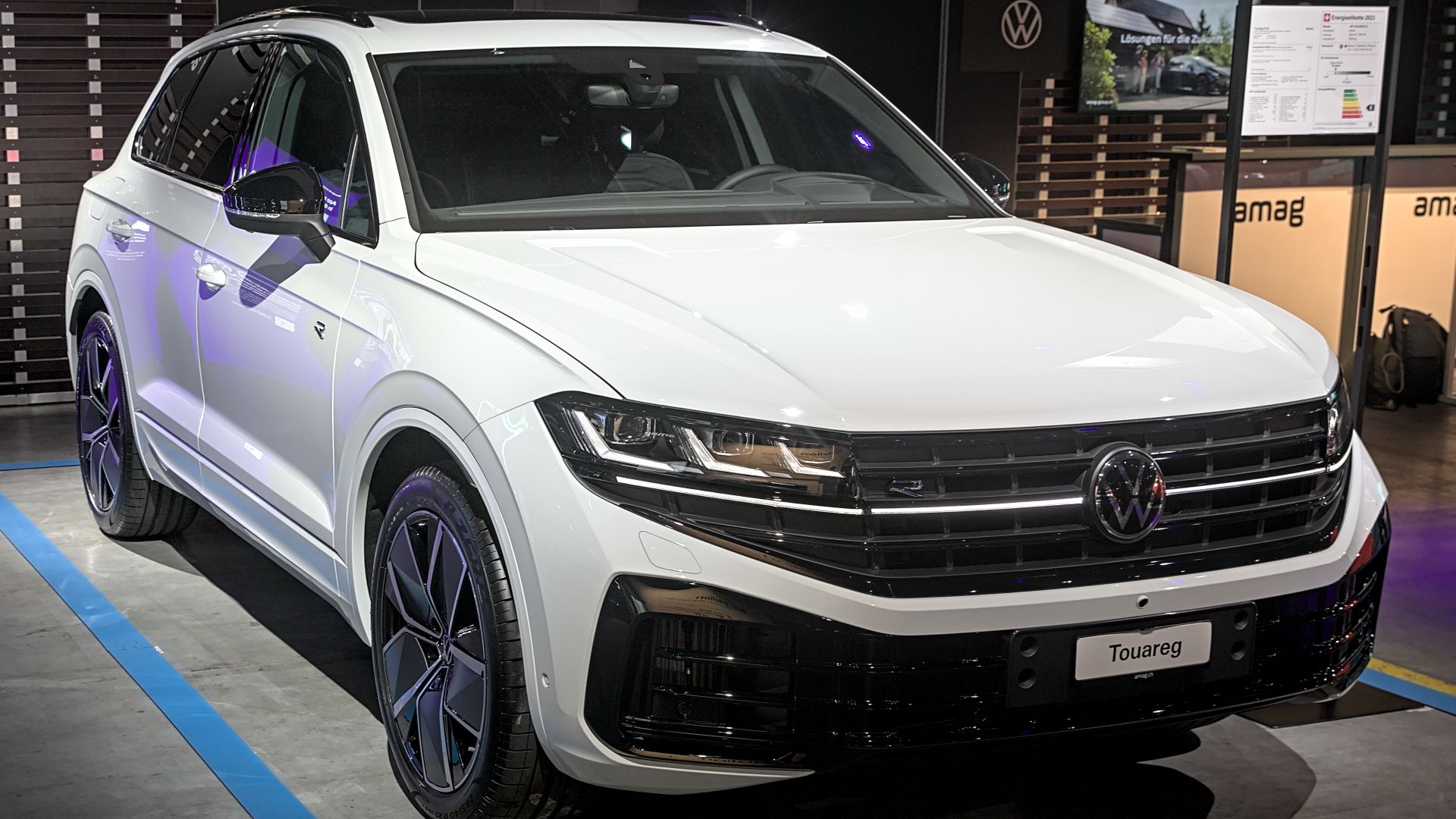 File:2024 Volkswagen Touareg R Auto Zuerich 2023 1X7A1339.jpg