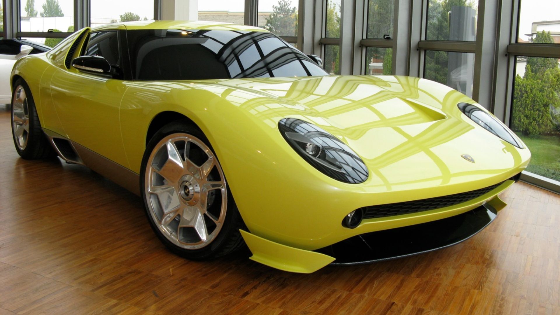 File:Lamborghini Miura Concept.jpg