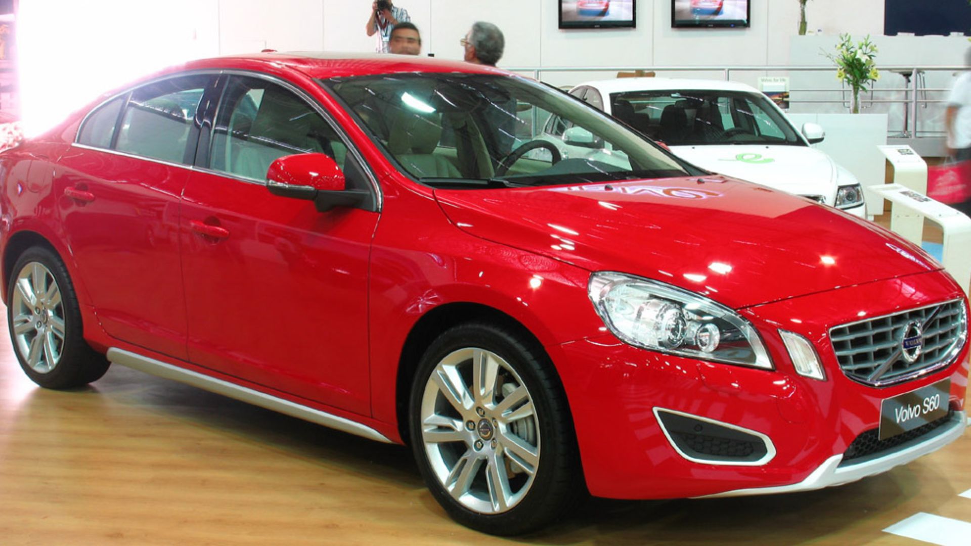 File:Volvo S60 D5 AWD 2010.jpg