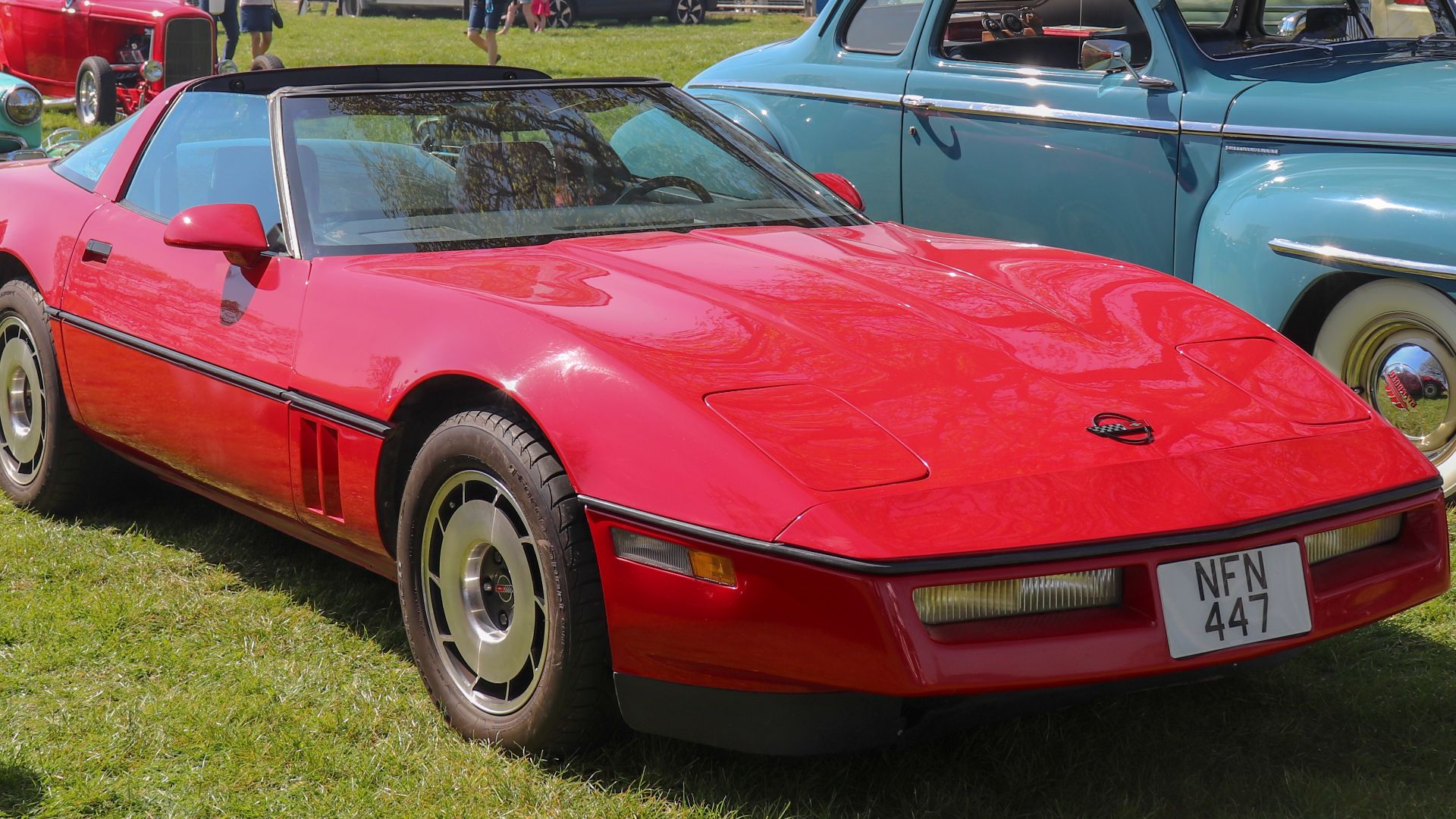 File:1984 Chevrolet Corvette C4 Coupe 5.8 Front.jpg