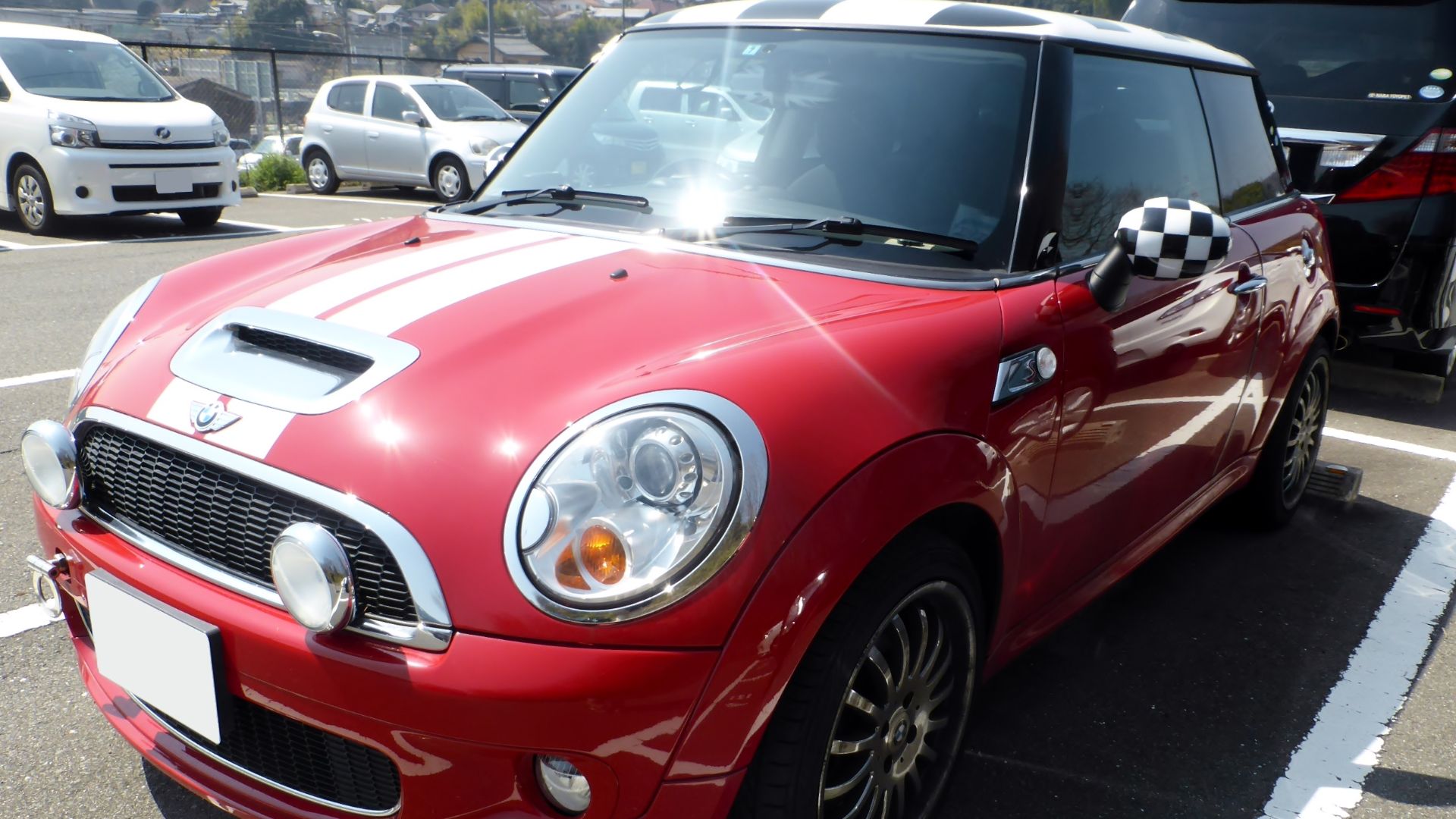 File:The frontview of BMW MINI COOPER S (R56).JPG
