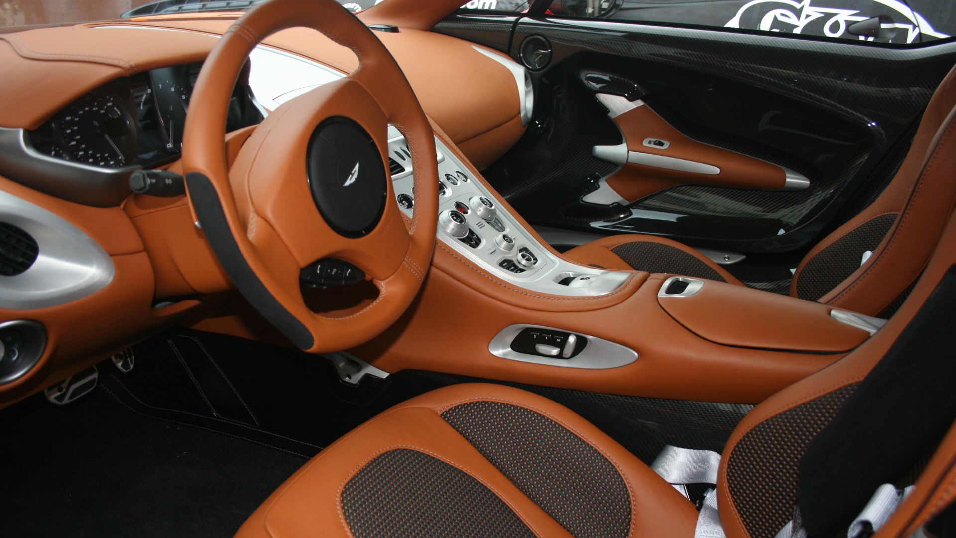 File:Interior of Aston Martin One77.jpg