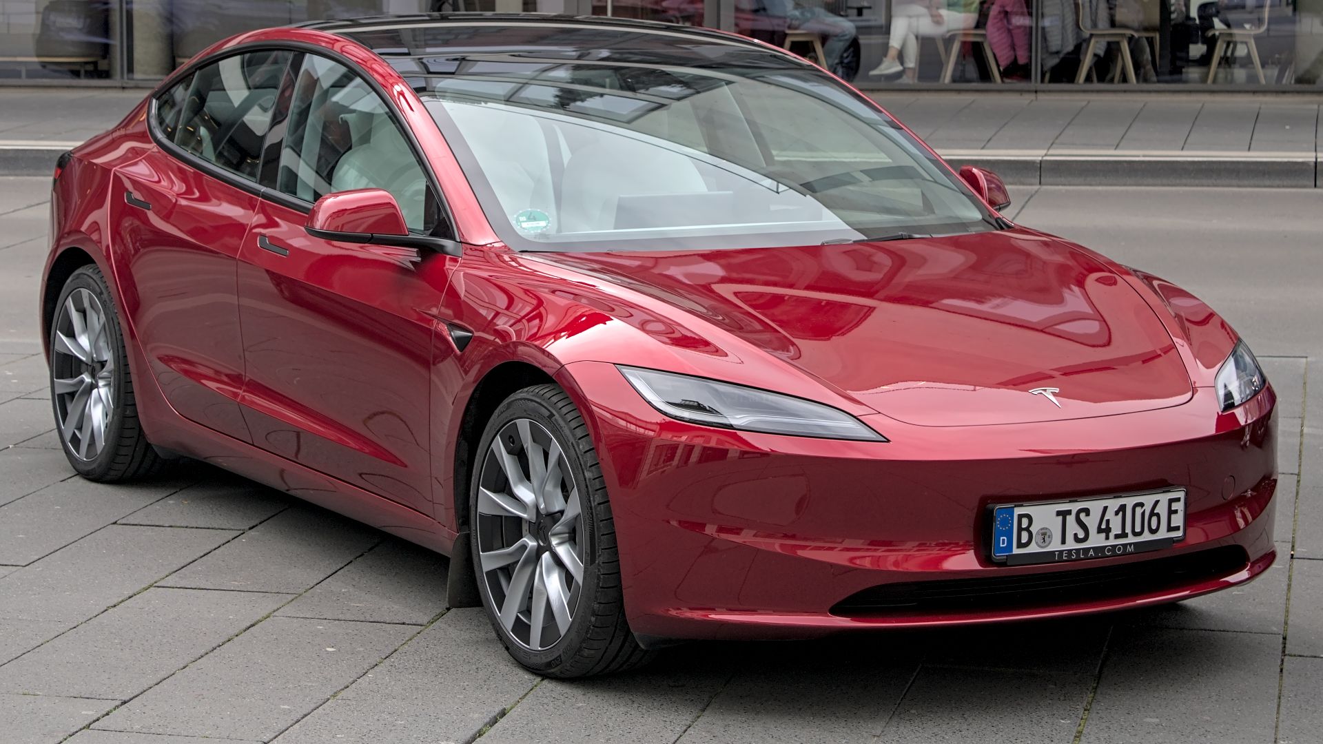 File:Tesla Model 3 (2023) Autofrühling Ulm IMG 9282.jpg