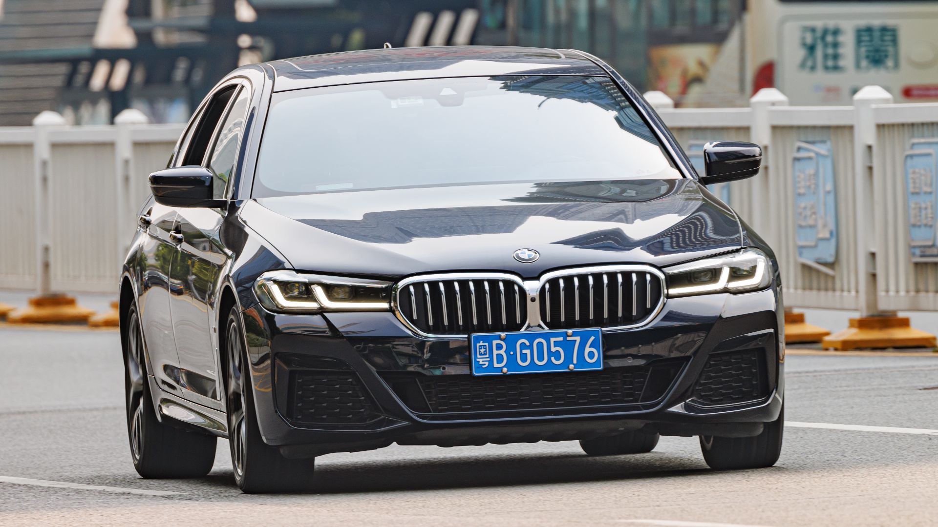 File:BMW 5 SERIES LWB SEDAN (BMW G38) China (11).jpg