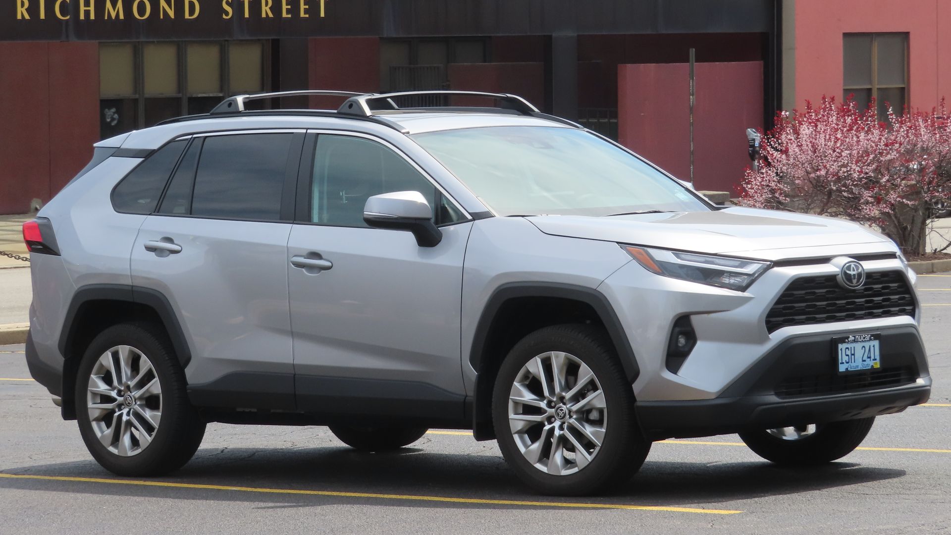 File:Toyota RAV4 (54058829903).jpg